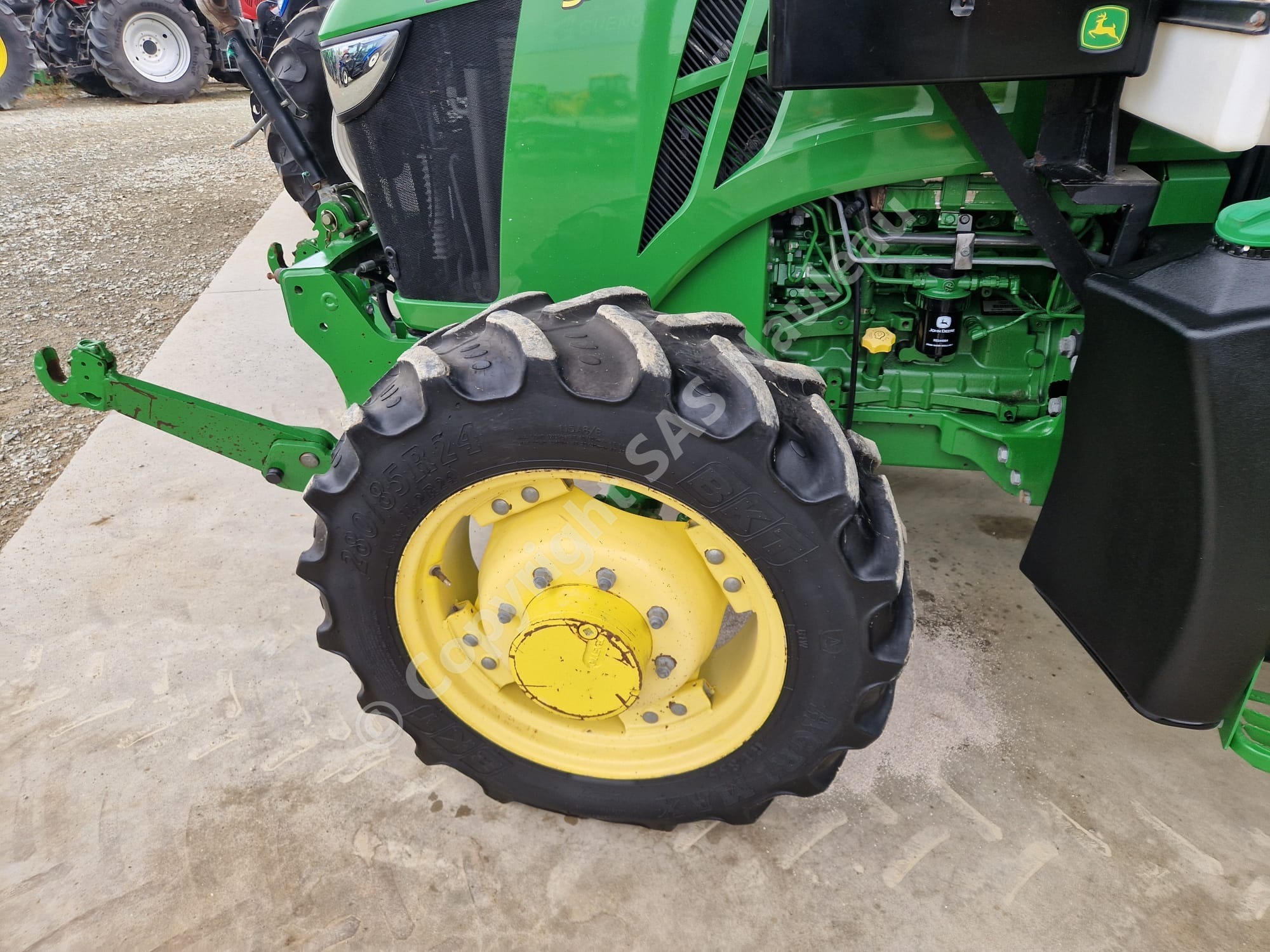 JOHN DEERE 5100R