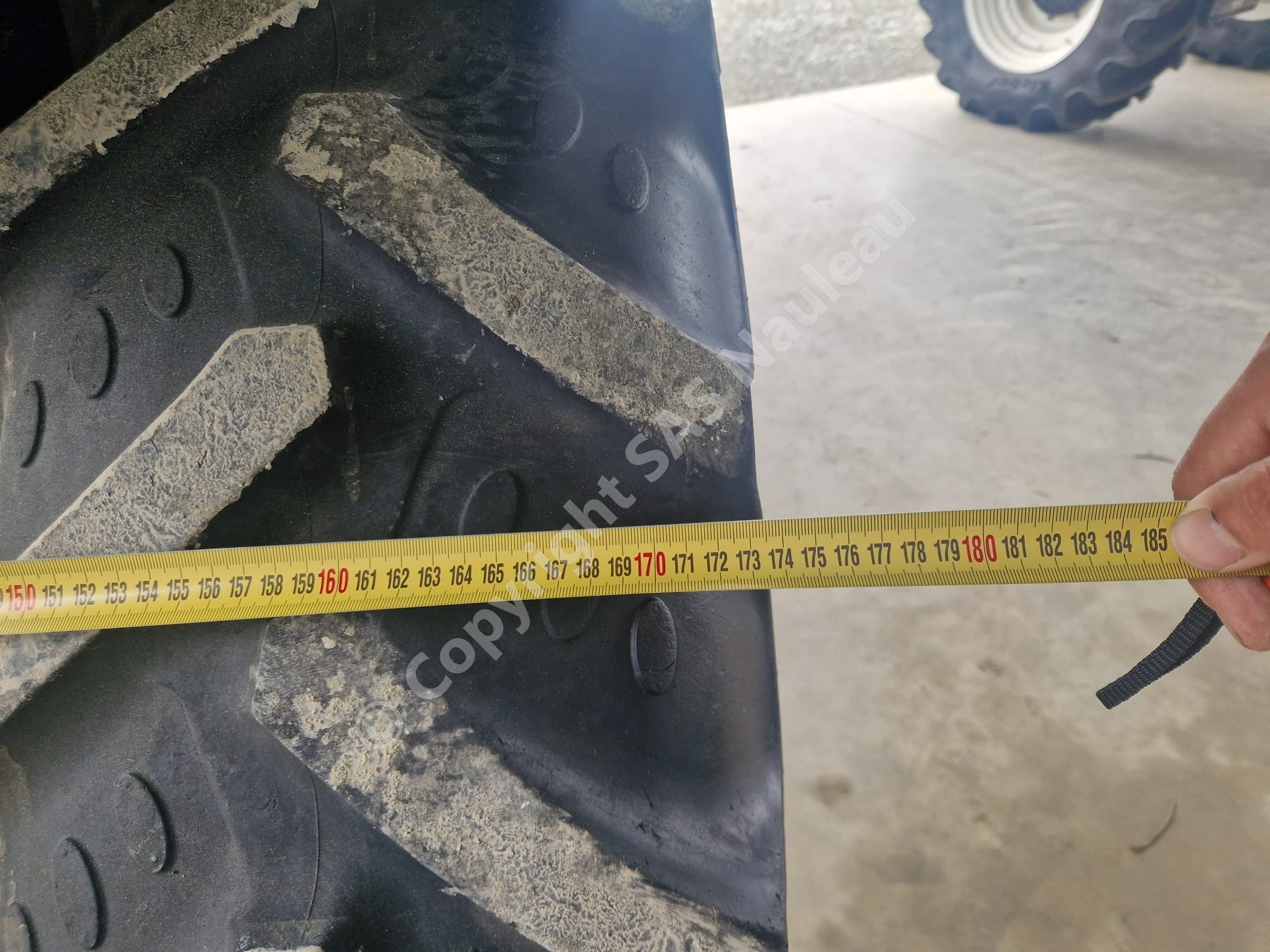 JOHN DEERE 5100R