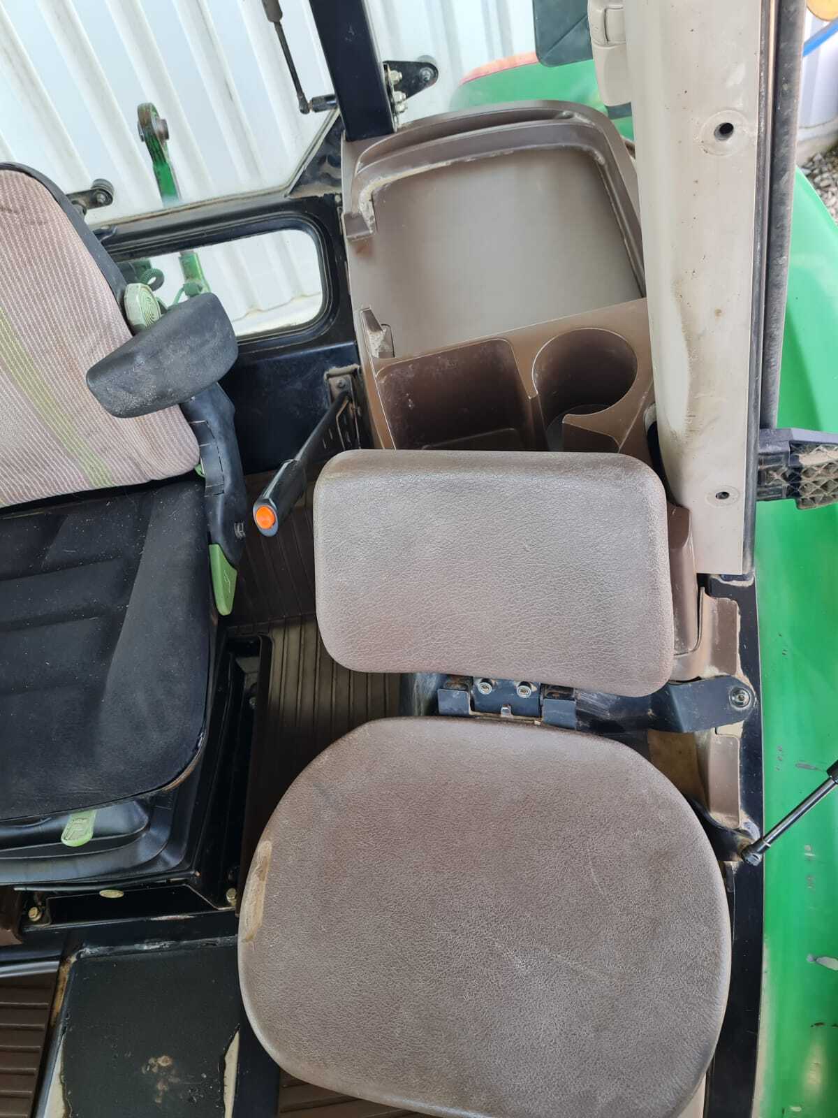 JOHN DEERE 5720