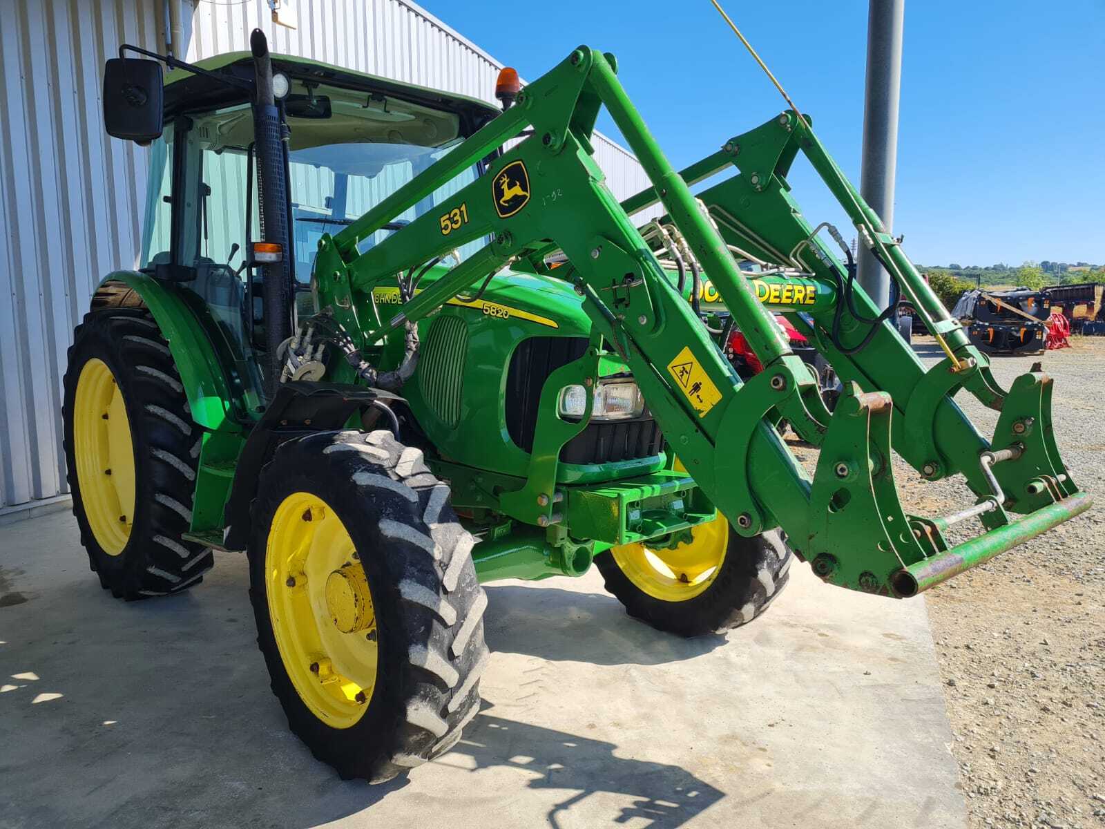 JOHN DEERE 5820 PREMIUM