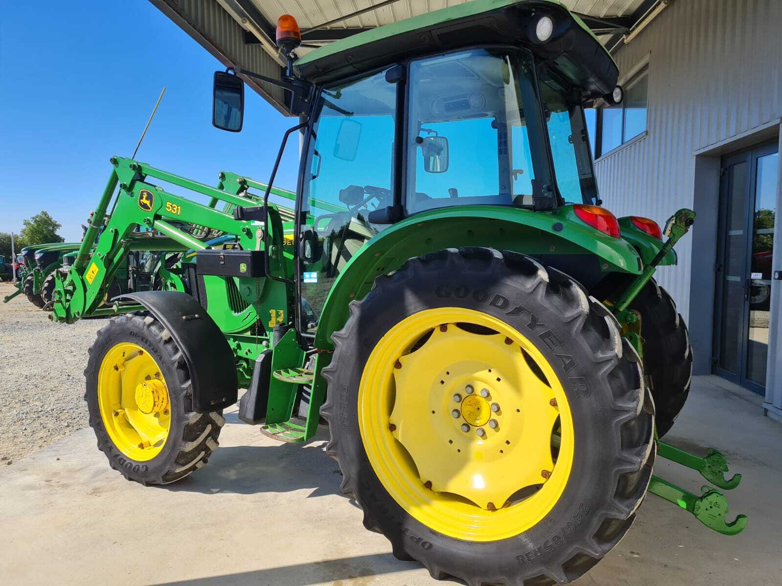 JOHN DEERE 5820 PREMIUM