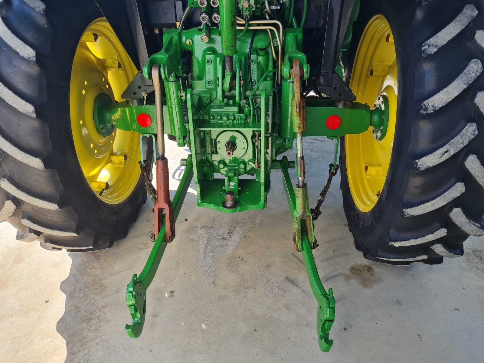 JOHN DEERE 5820 PREMIUM