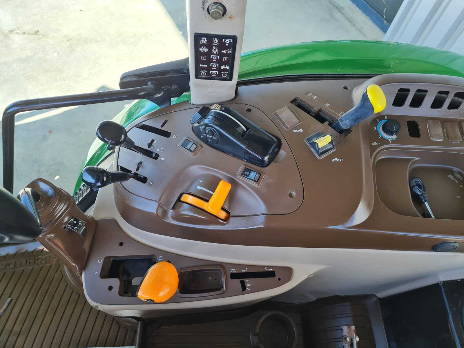 JOHN DEERE 5820 PREMIUM