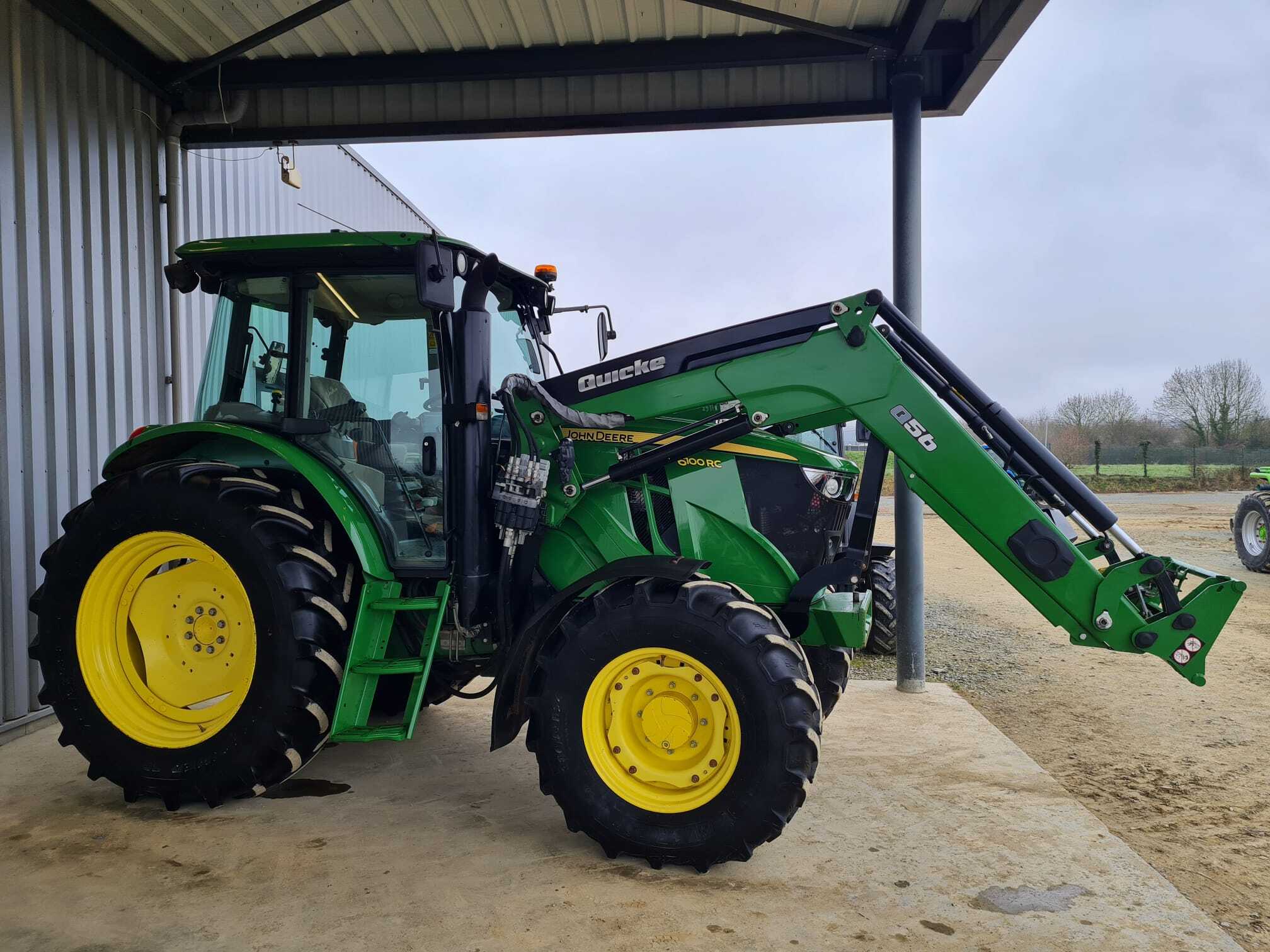 JOHN DEERE 6100RC