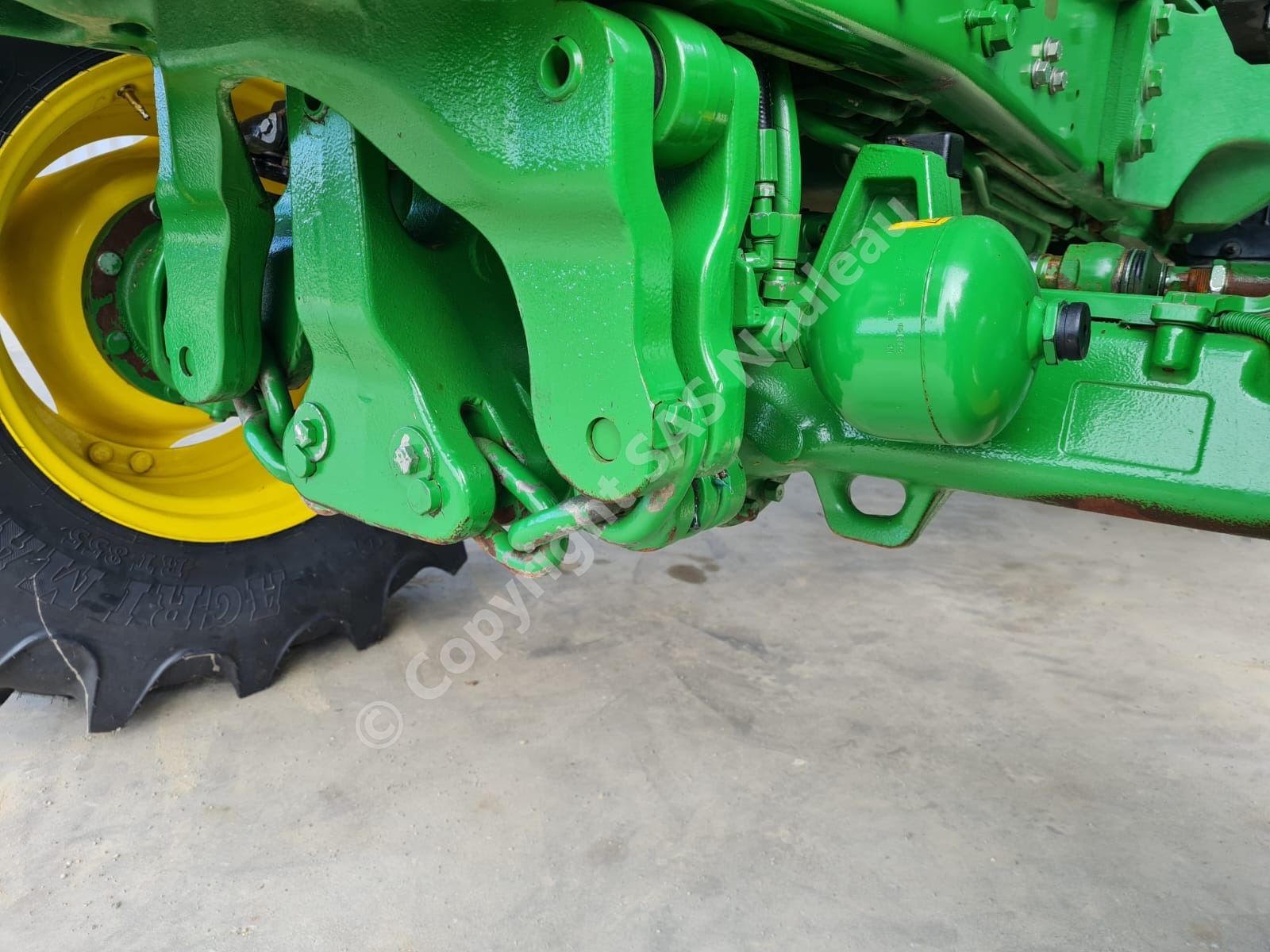 JOHN DEERE 6100M
