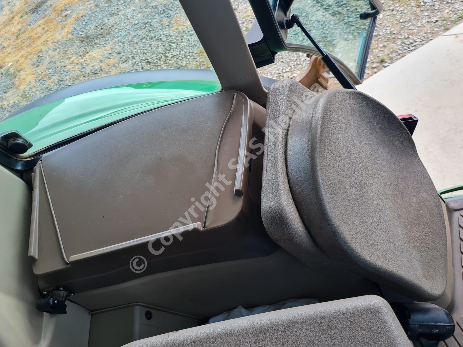 JOHN DEERE 6100M