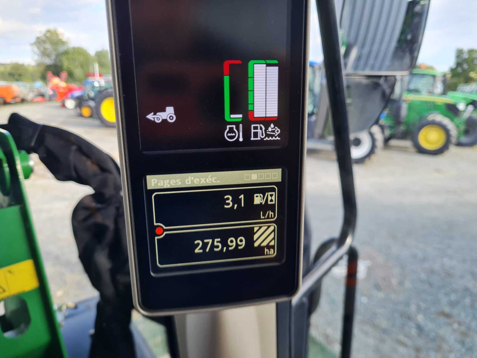JOHN DEERE 6100M
