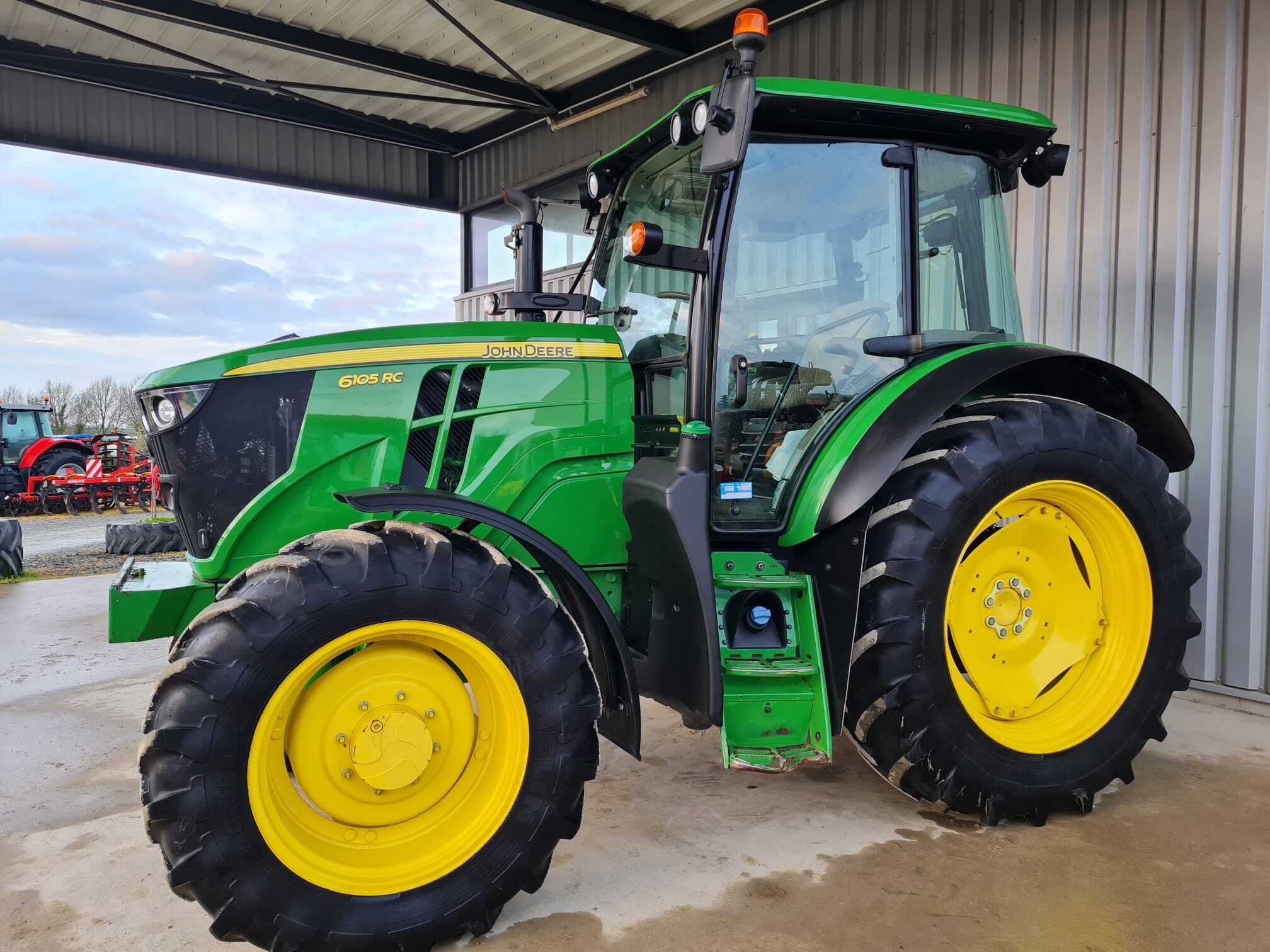 JOHN DEERE 6105 RC