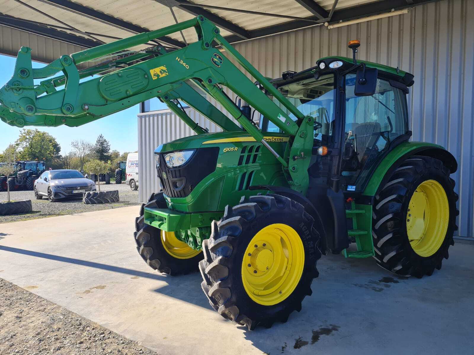 JOHN DEERE 6105R