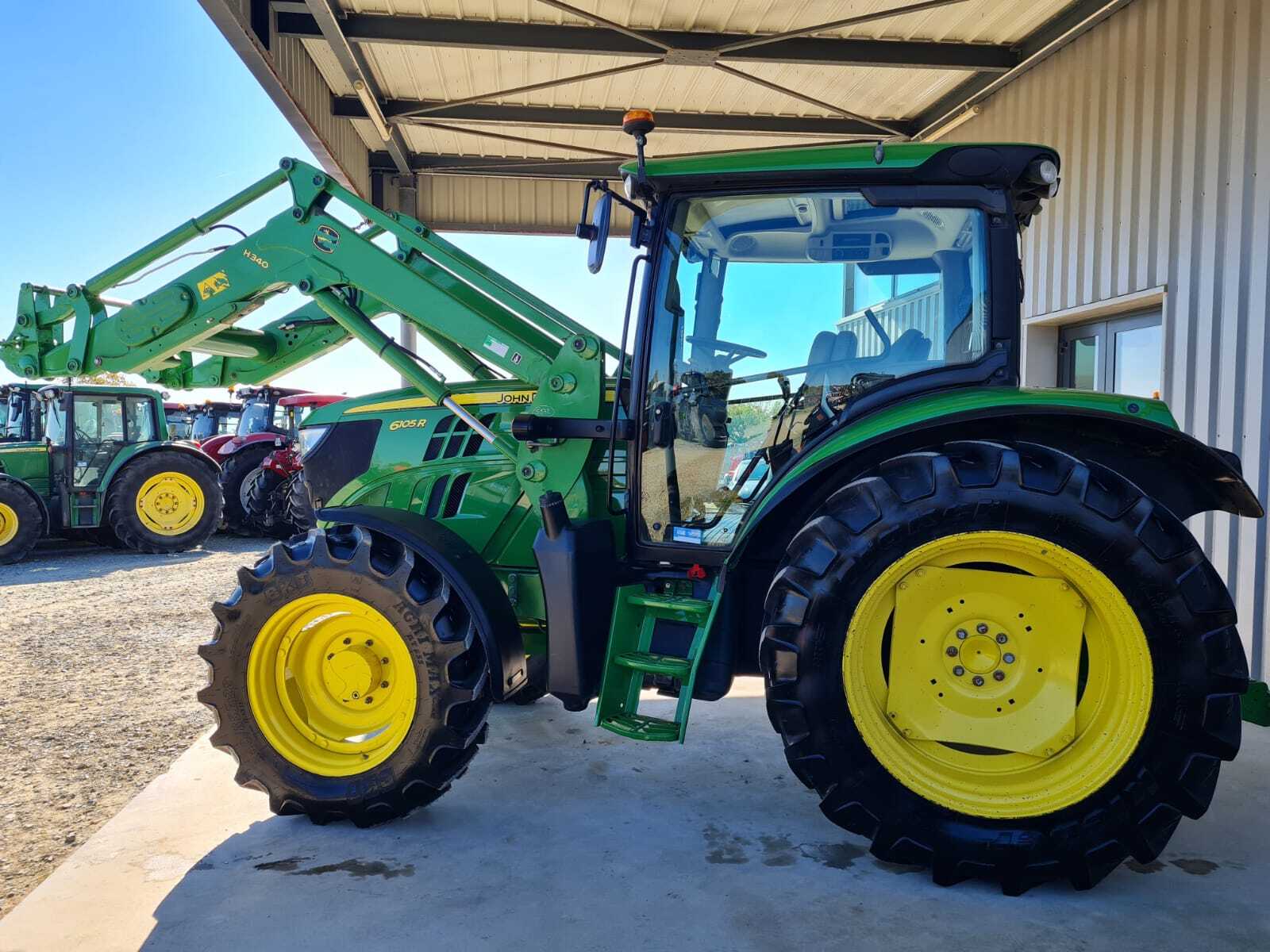 JOHN DEERE 6105R