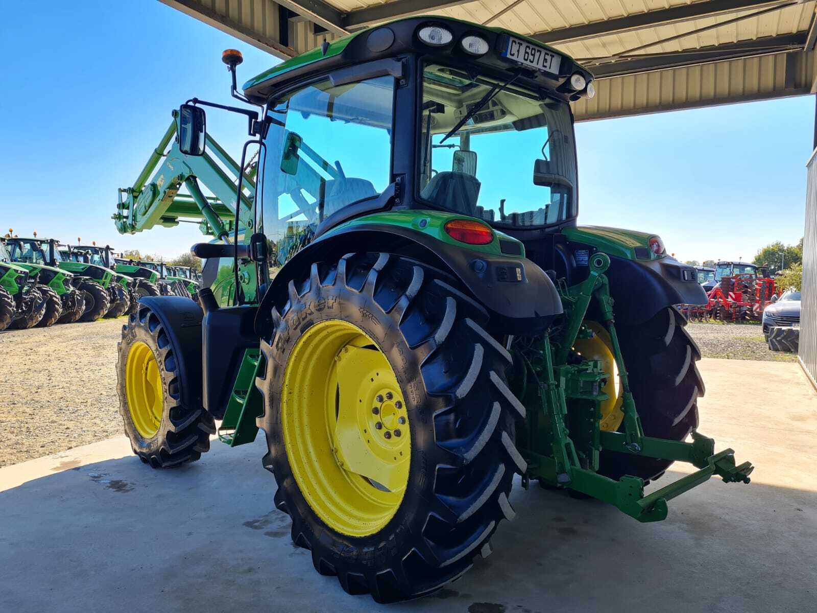 JOHN DEERE 6105R