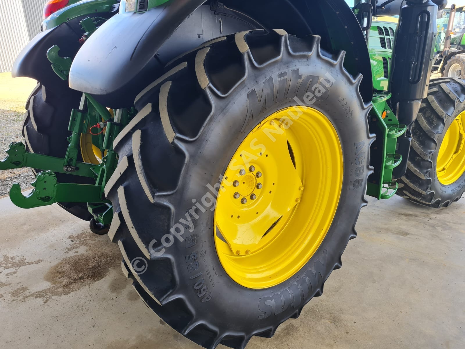 JOHN DEERE 6110M POWER QUAD