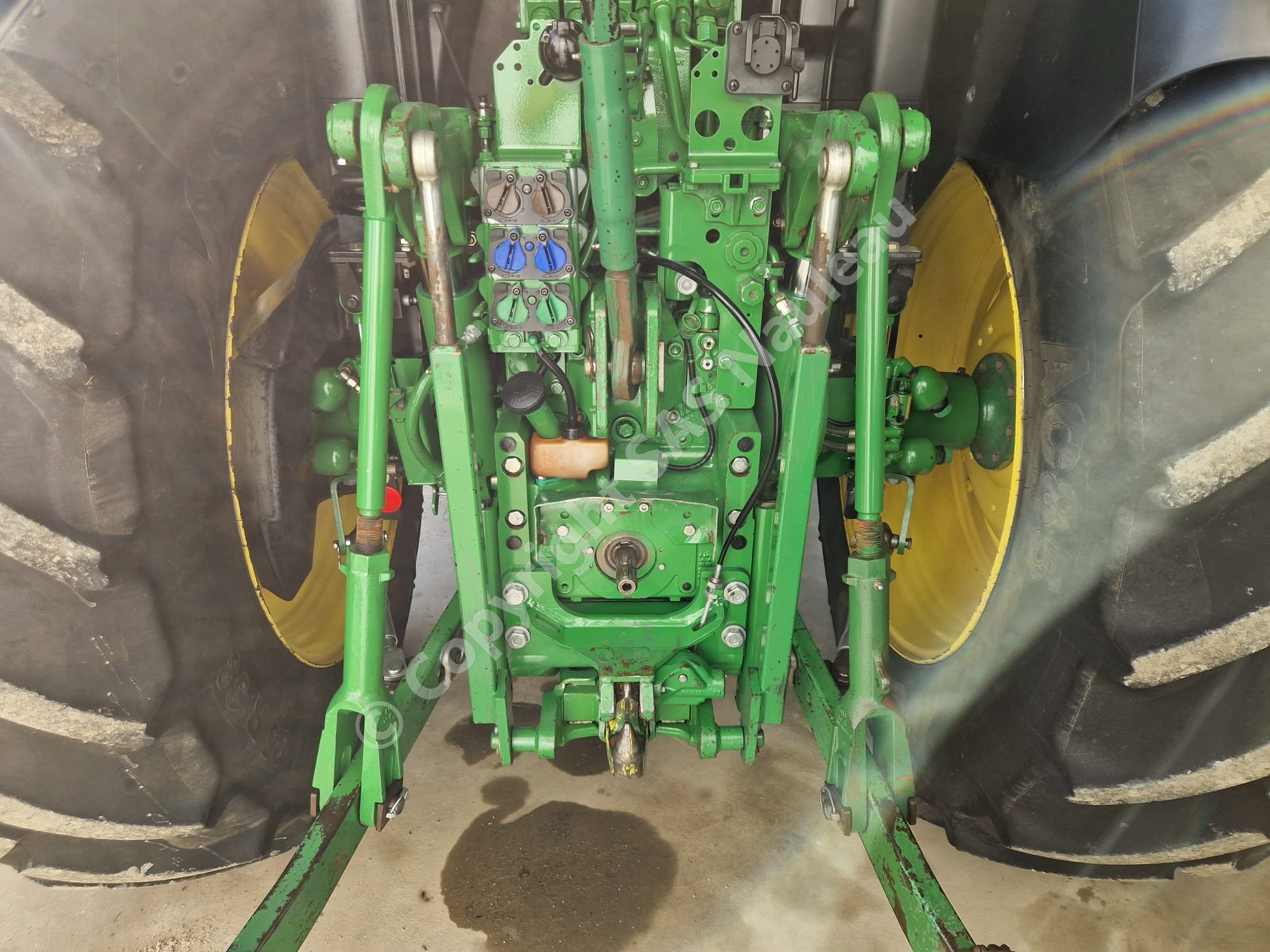 JOHN DEERE 6110R