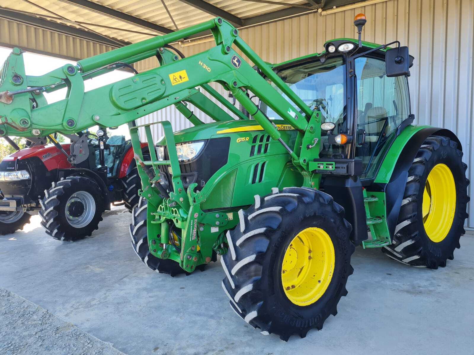JOHN DEERE 6115R