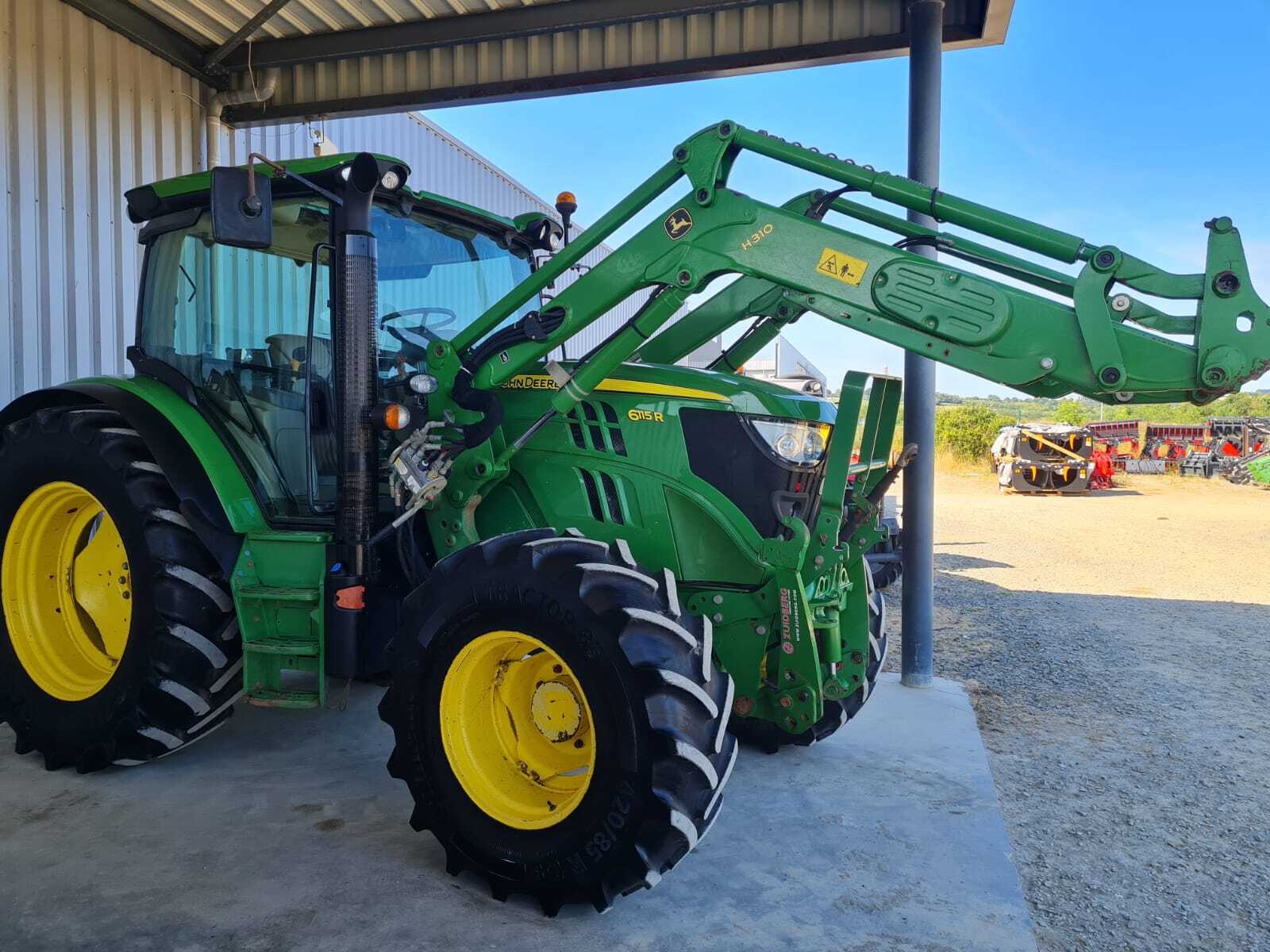 JOHN DEERE 6115R