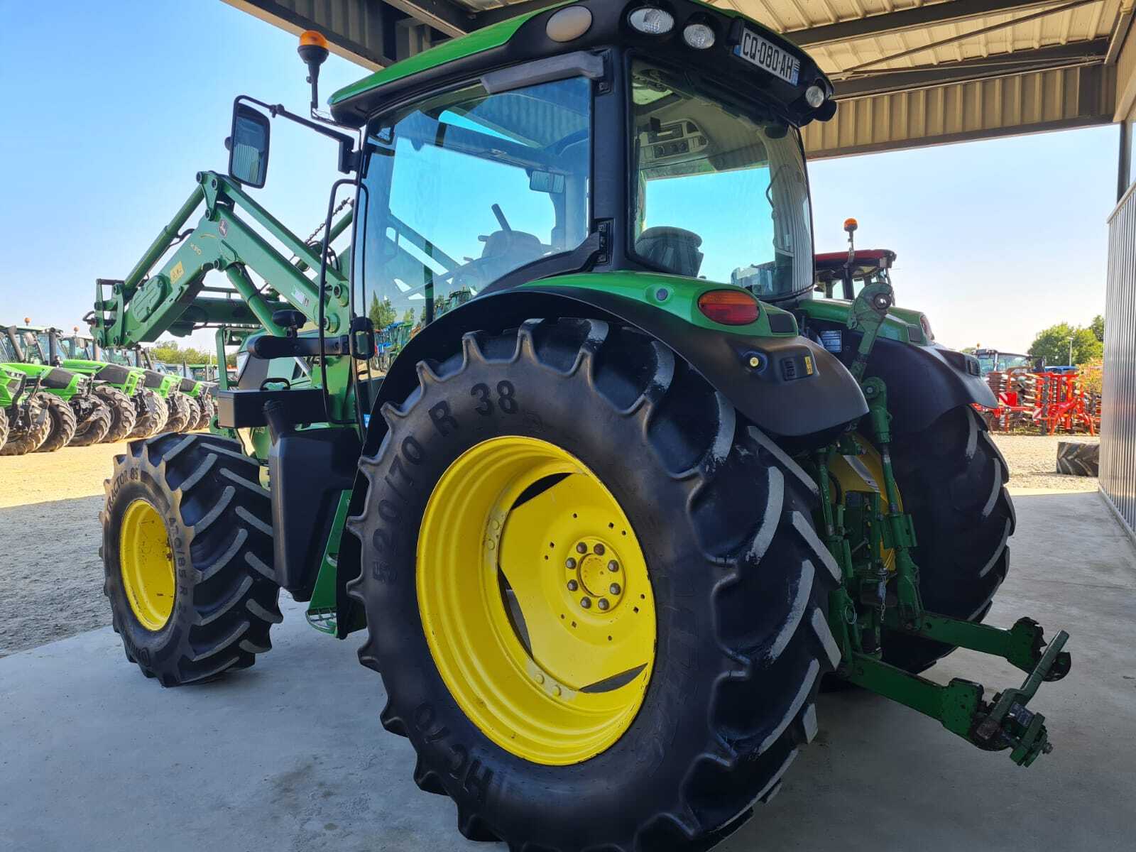JOHN DEERE 6115R