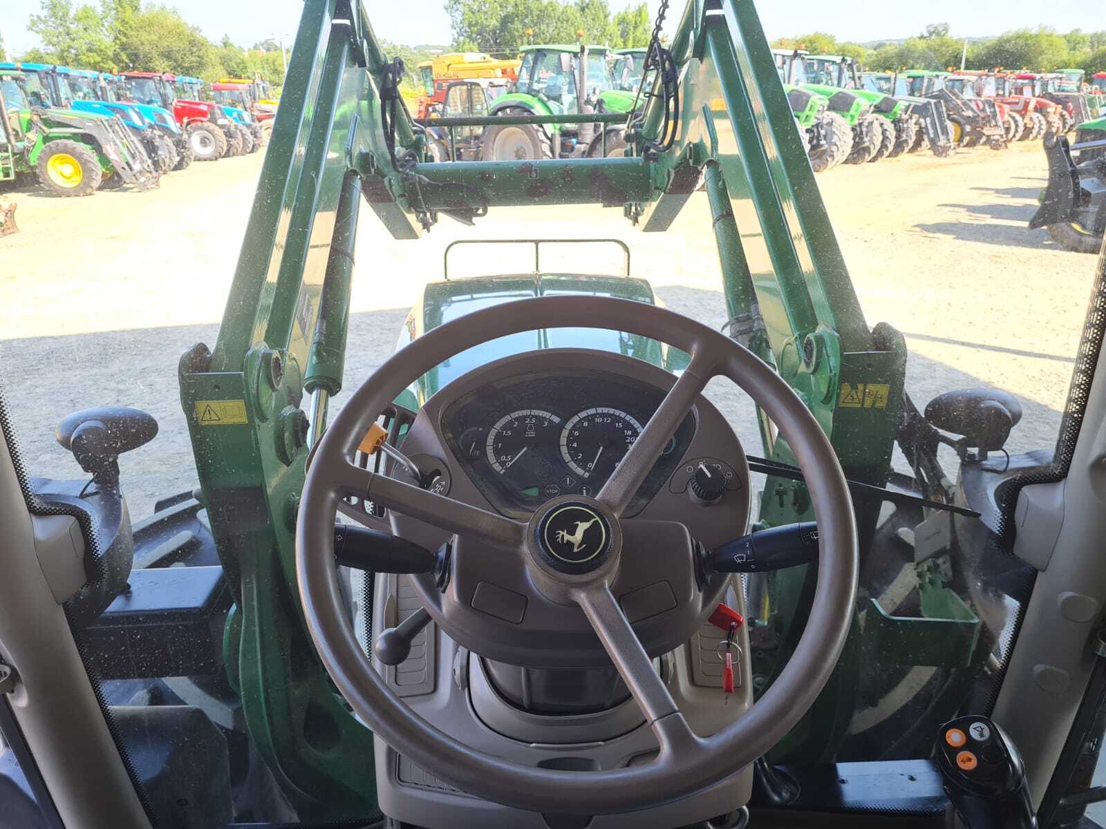 JOHN DEERE 6115R