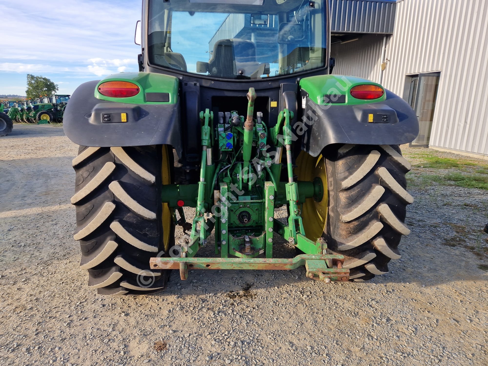 JOHN DEERE 6R115