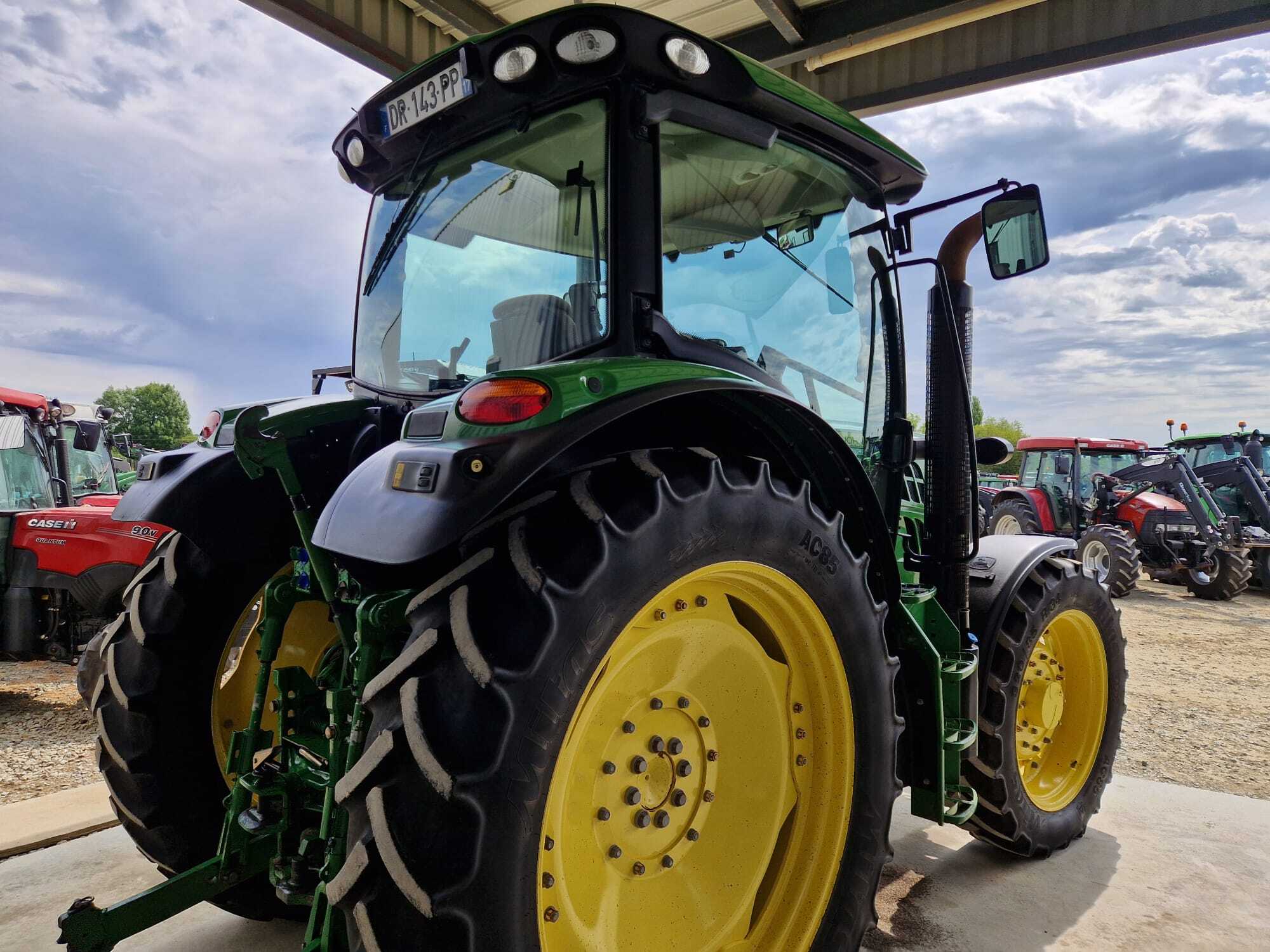 JOHN DEERE 6115R POWERQUAD