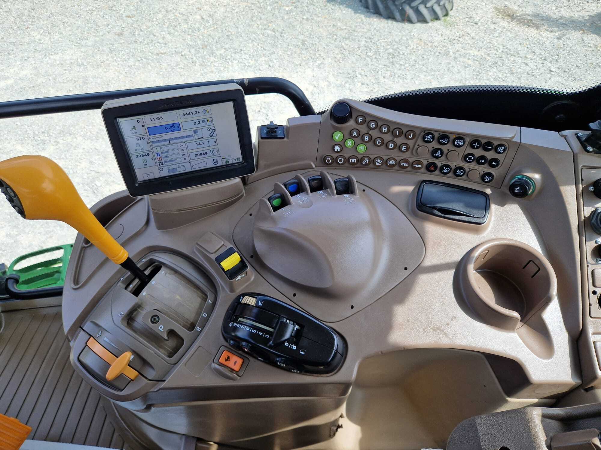 JOHN DEERE 6115R POWERQUAD
