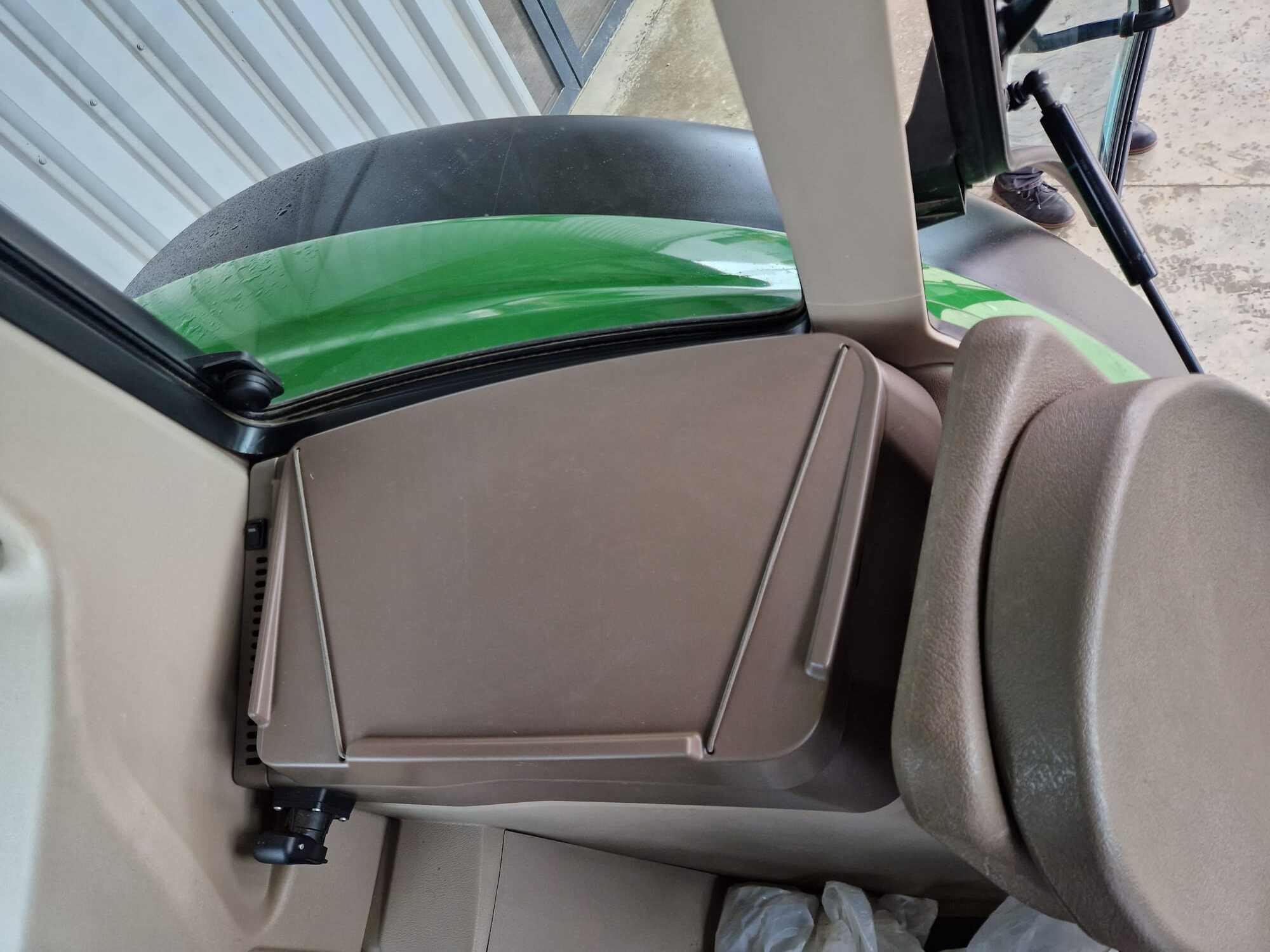 JOHN DEERE 6120M AUTOPOWER