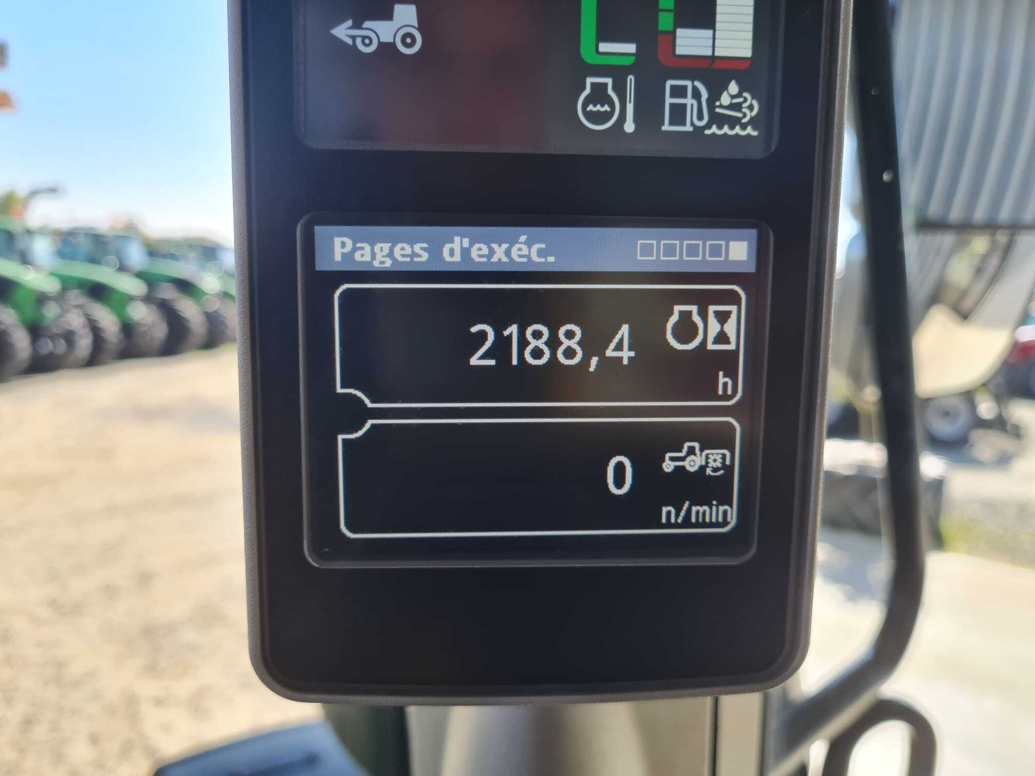 JOHN DEERE 6120M