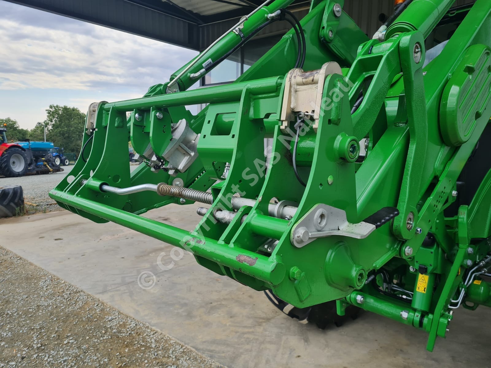 JOHN DEERE 6R120