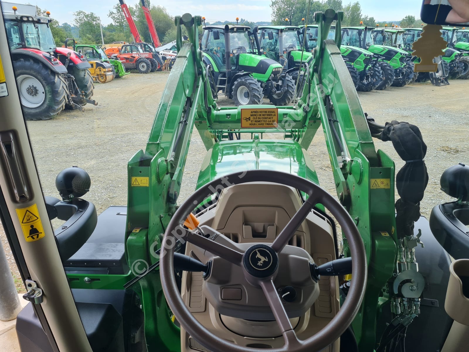 JOHN DEERE 6R120