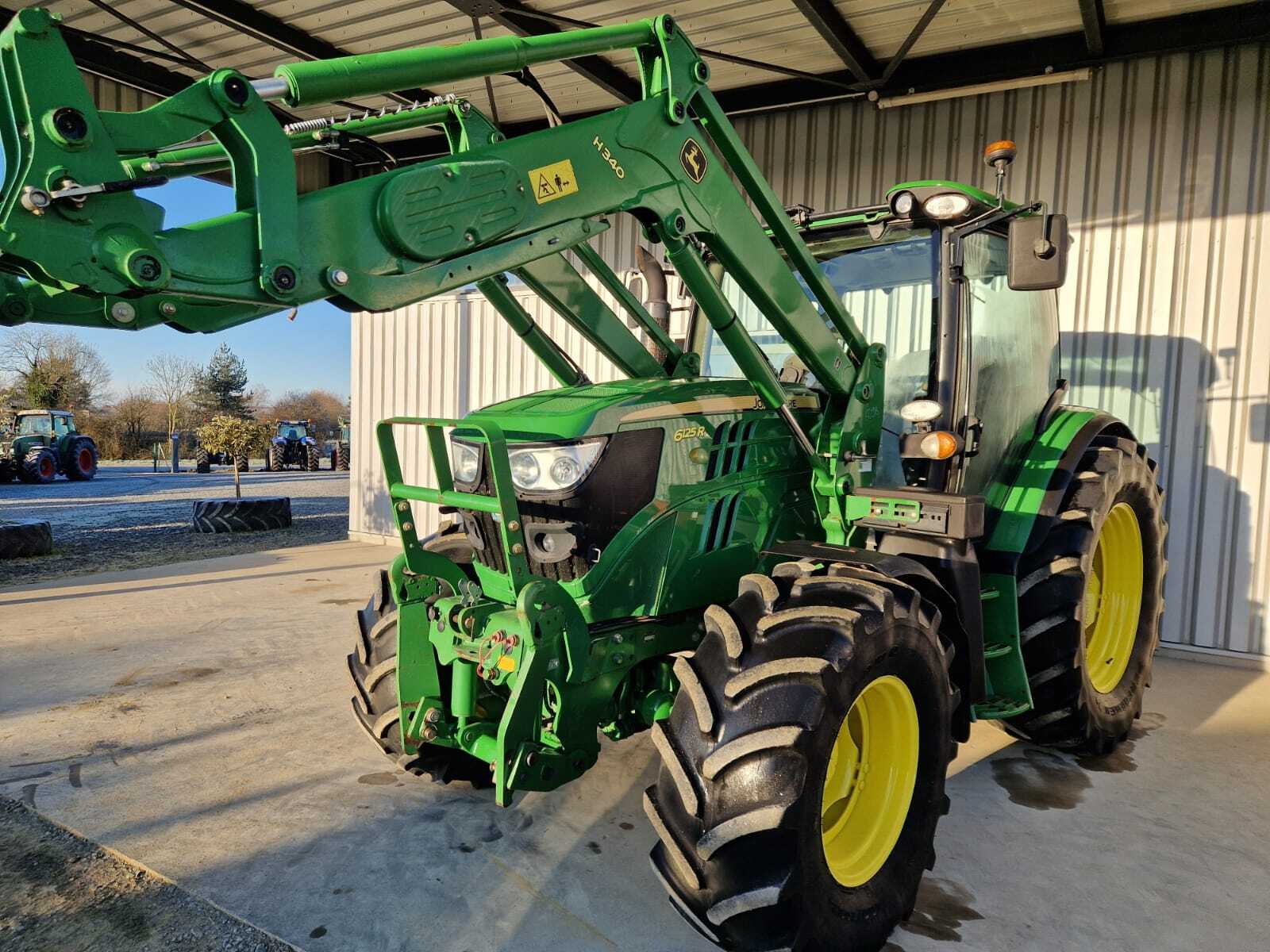 JOHN DEERE 6125R