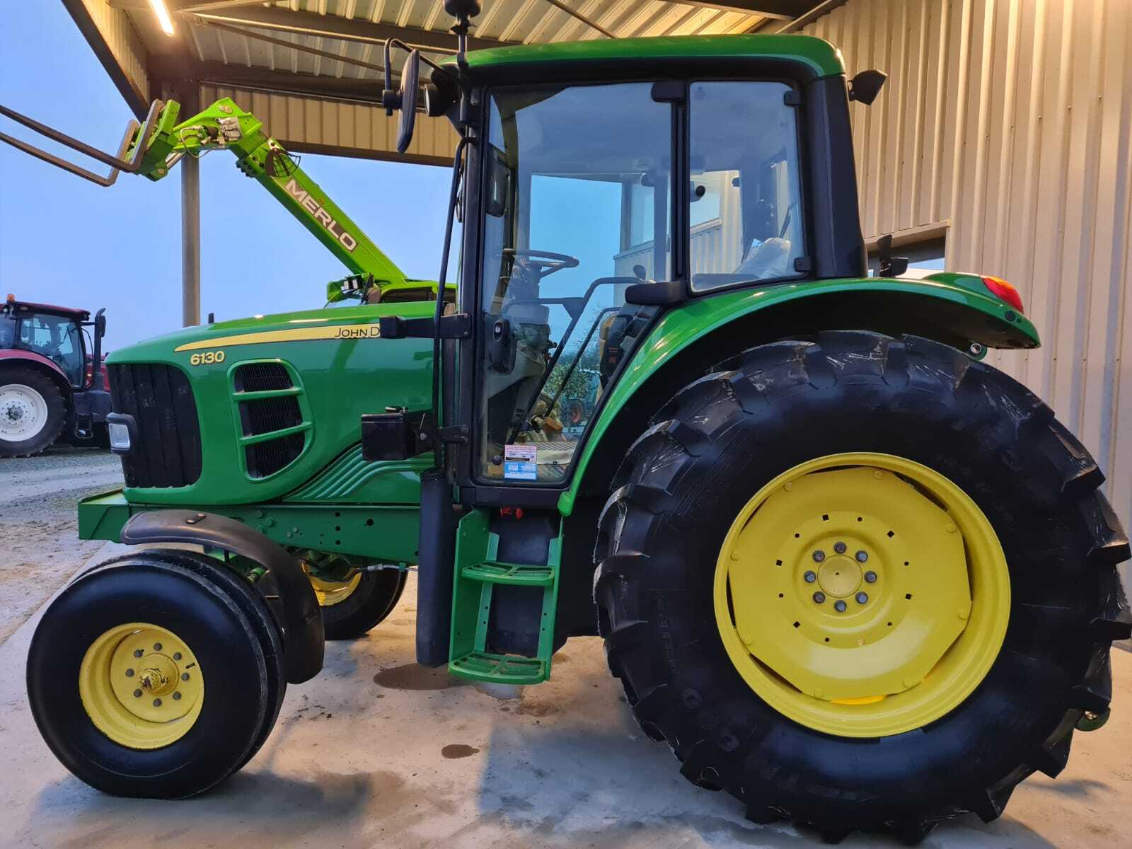 JOHN DEERE 6130