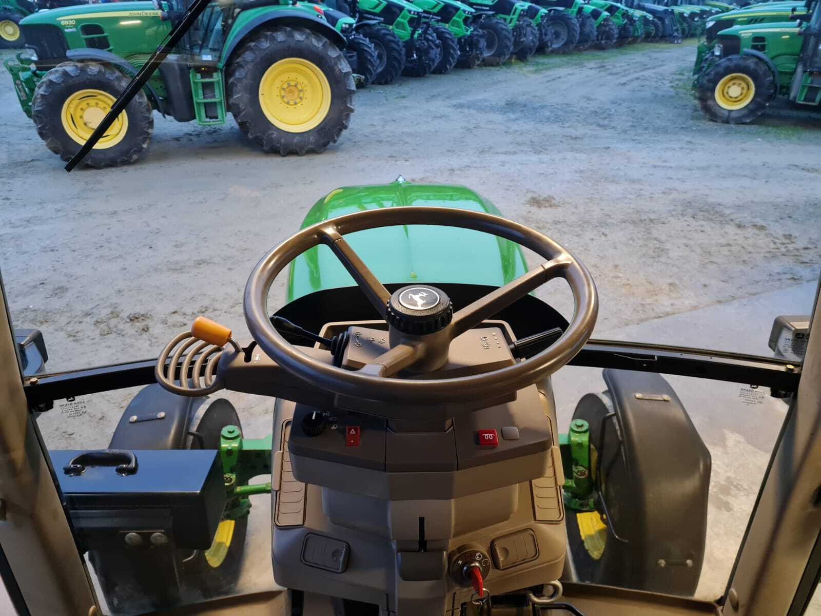 JOHN DEERE 6130