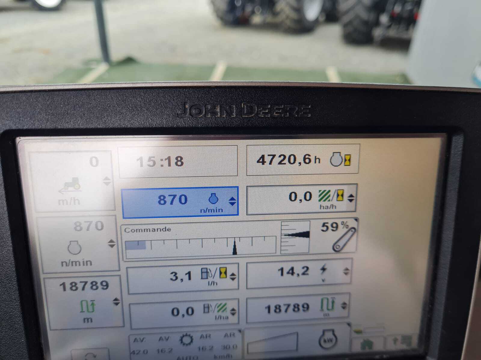 JOHN DEERE 6130R
