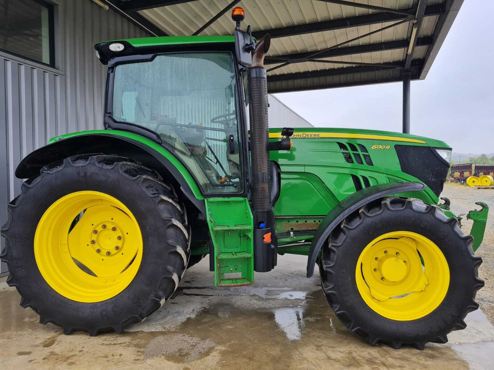 JOHN DEERE 6130R