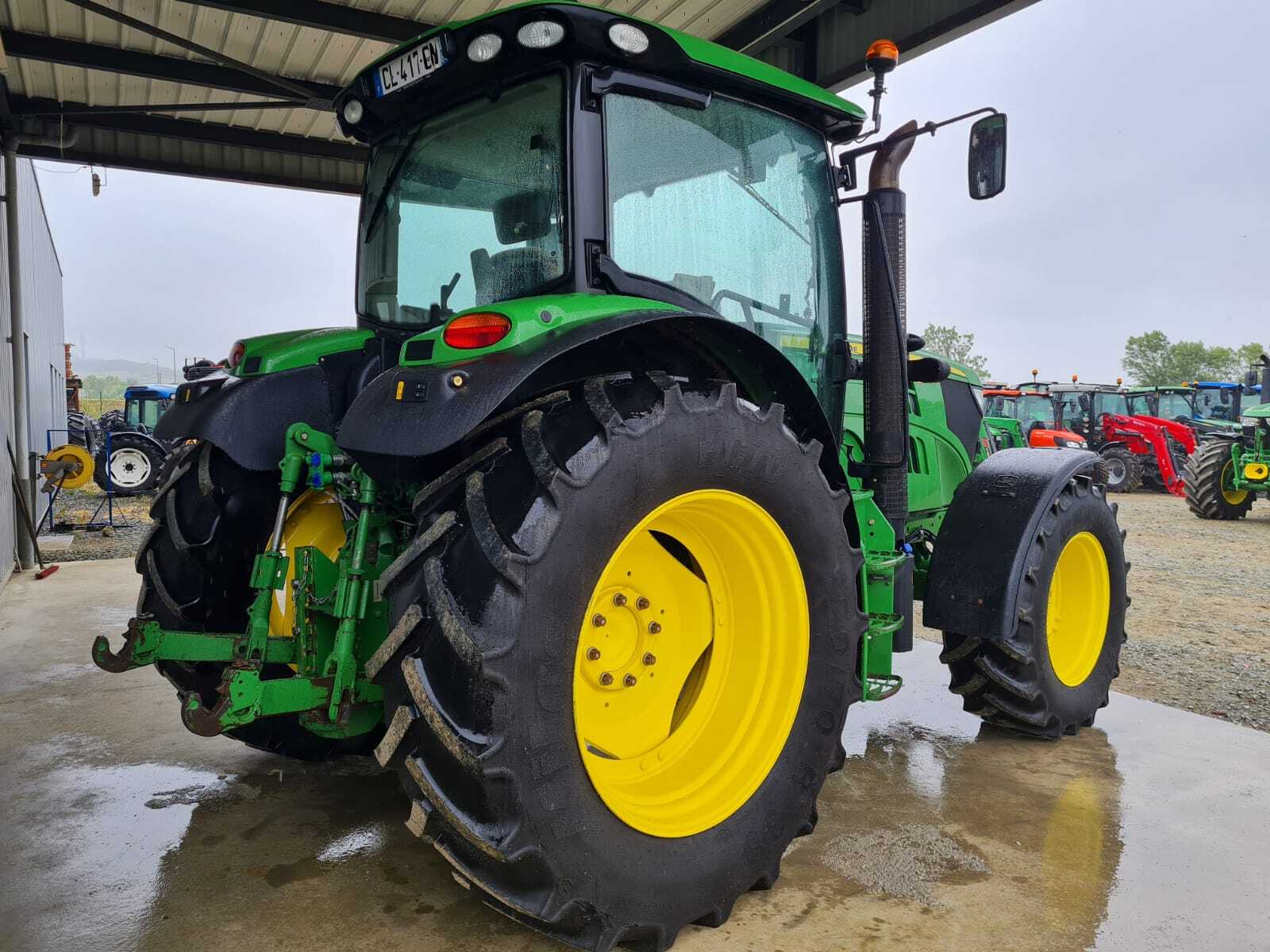 JOHN DEERE 6130R