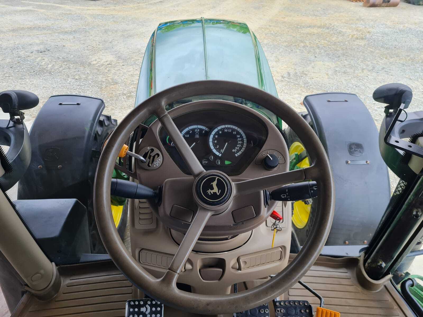 JOHN DEERE 6130R