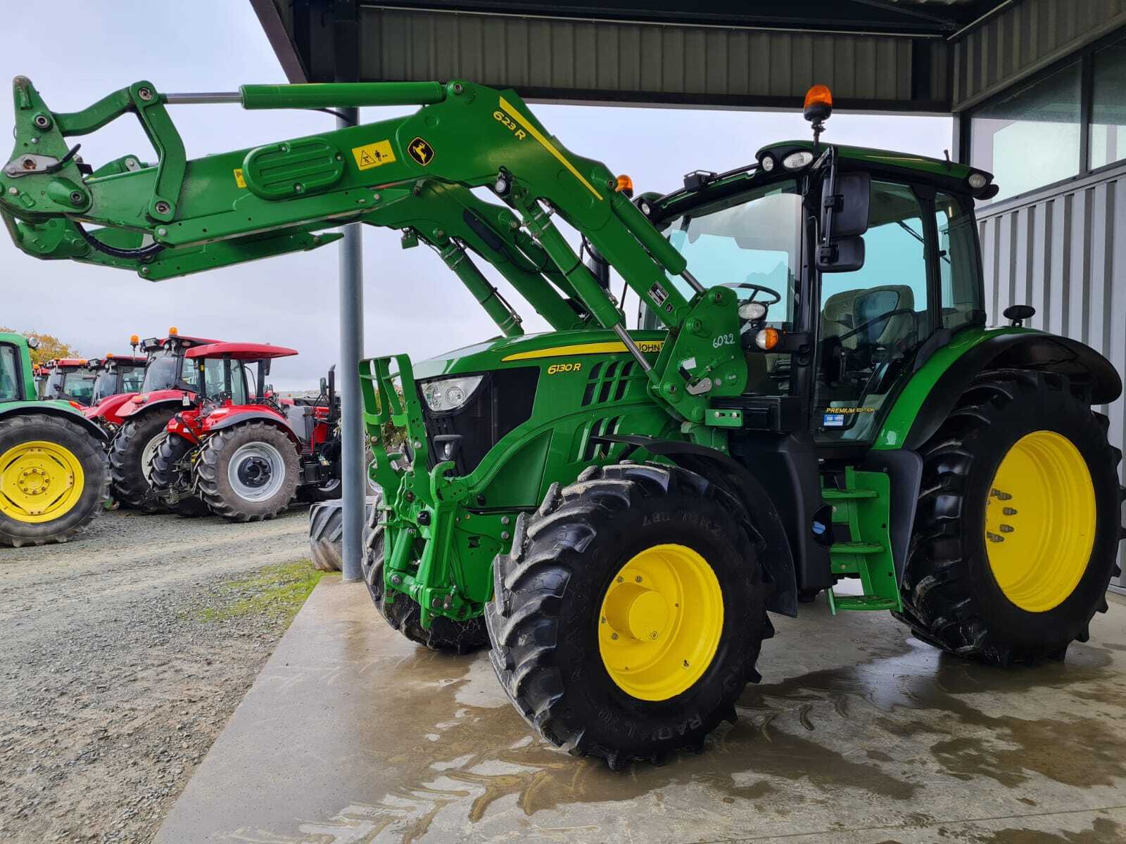 JOHN DEERE 6130R