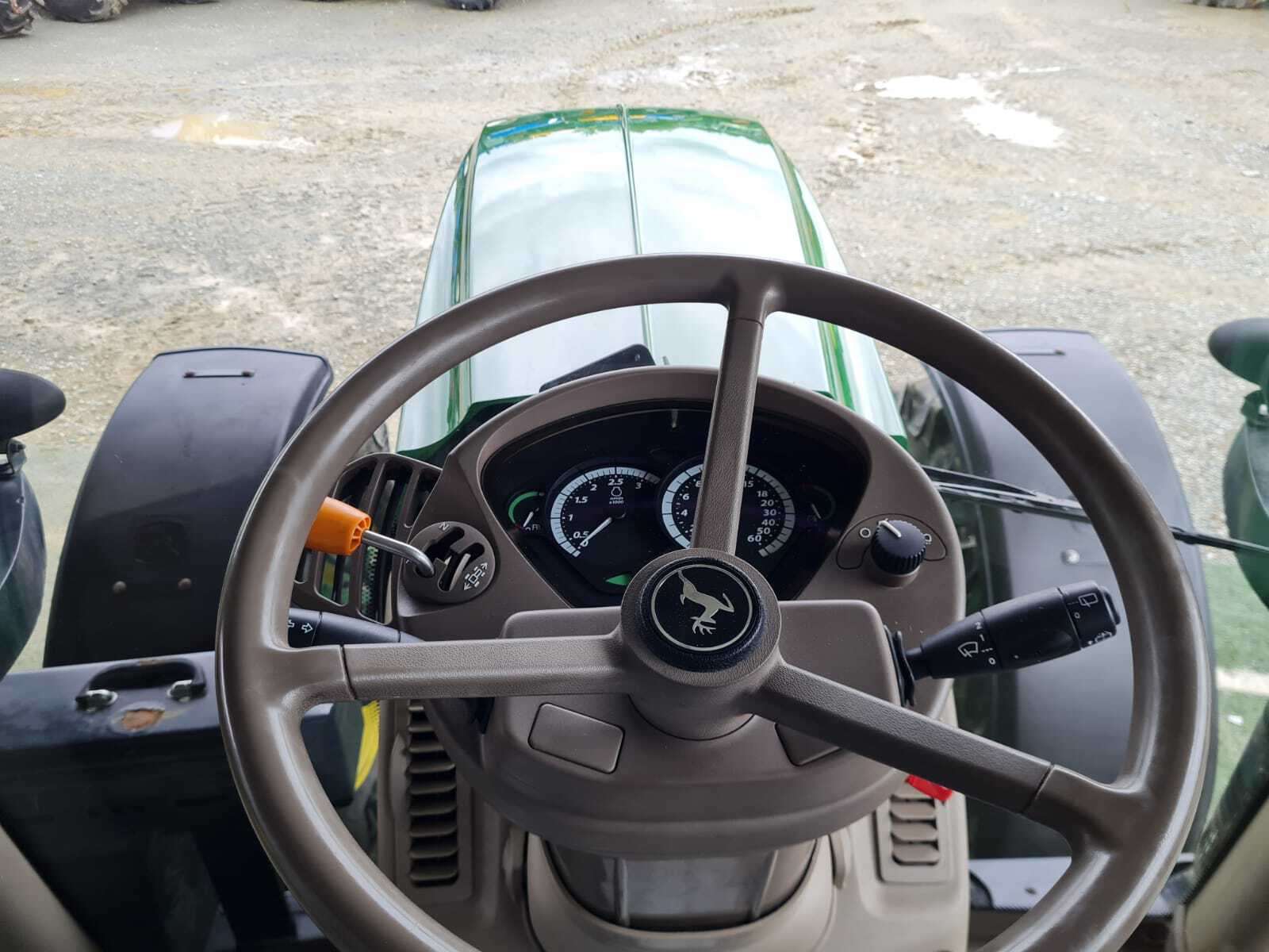 JOHN DEERE 6140R