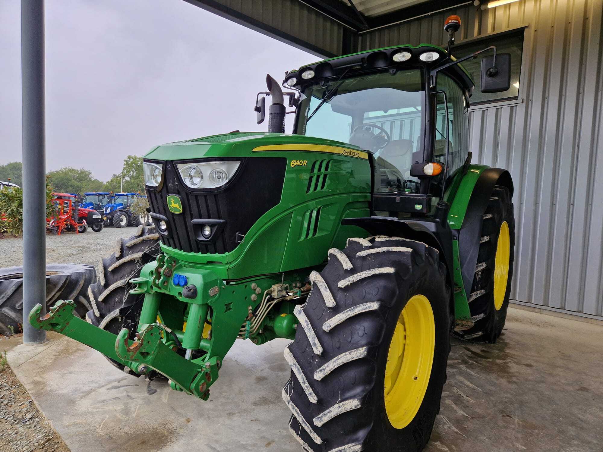 JOHN DEERE 6140R AUTOPOWER