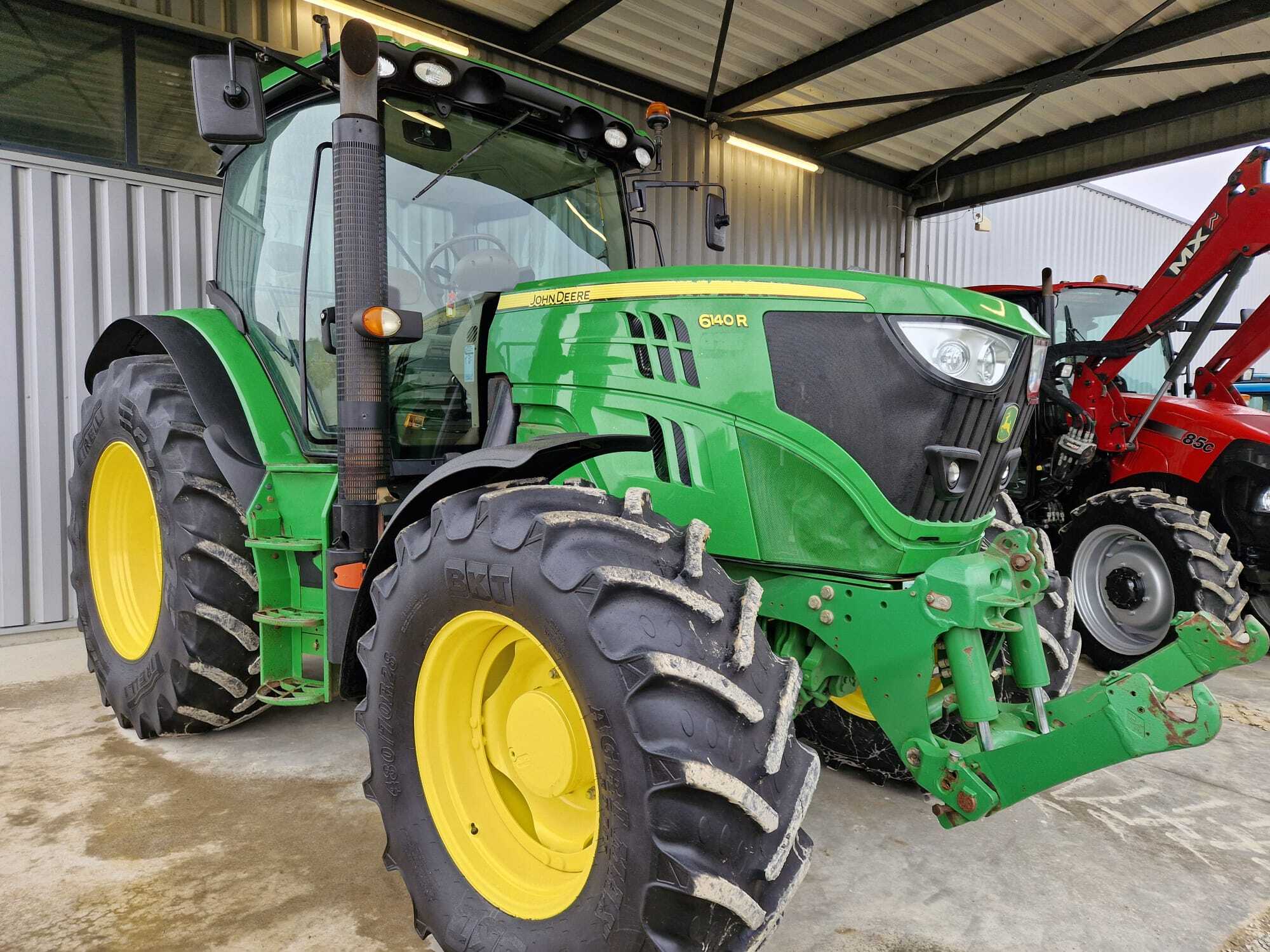 JOHN DEERE 6140R AUTOPOWER