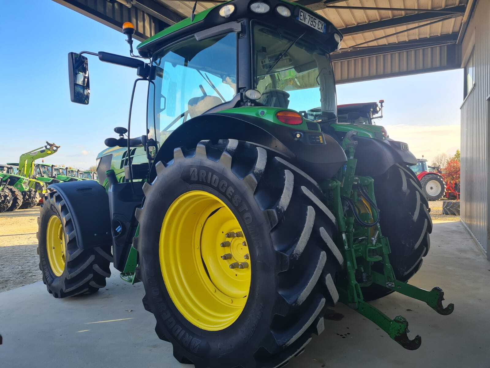 JOHN DEERE 6145R