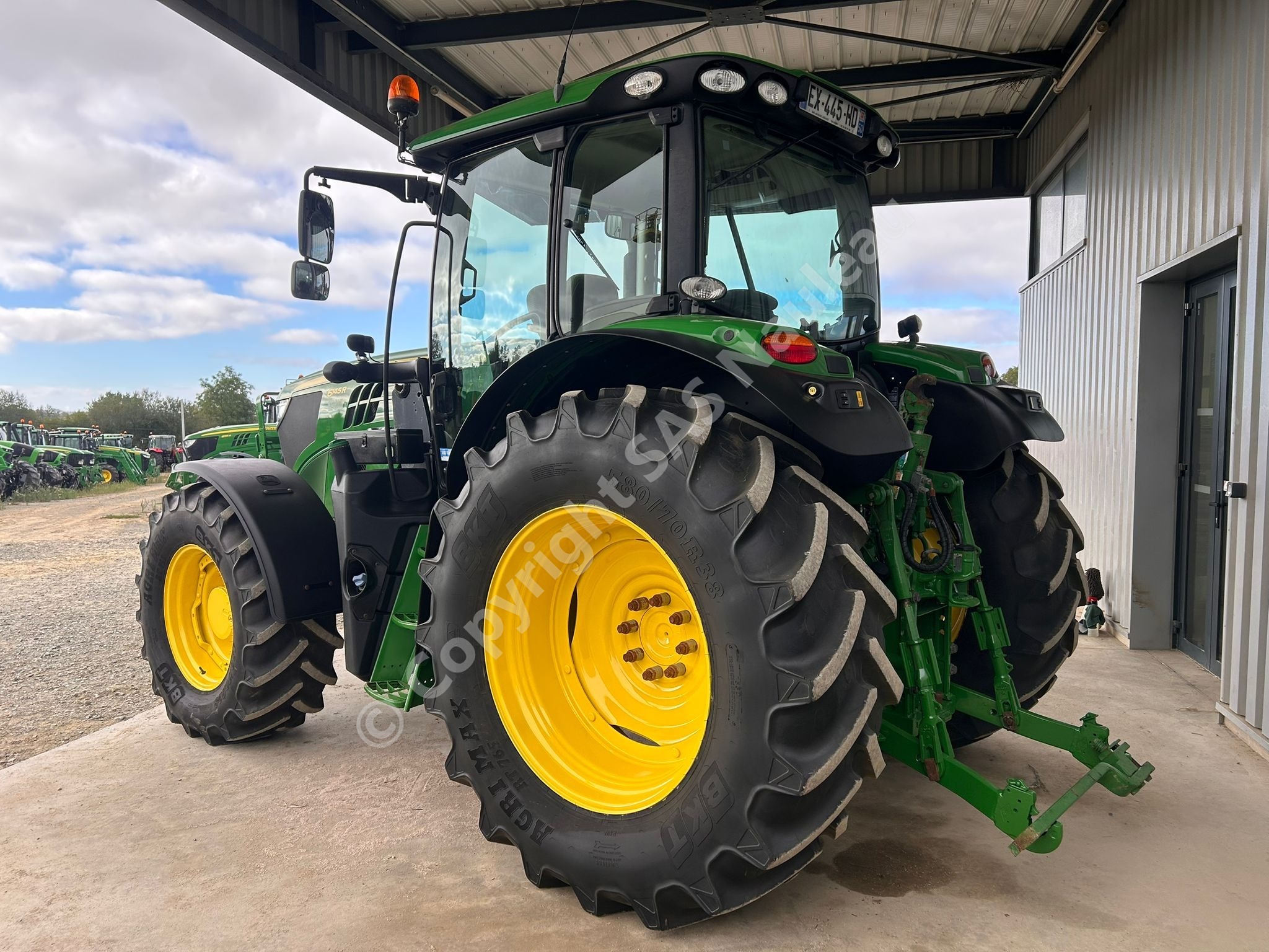 JOHN DEERE 6145R