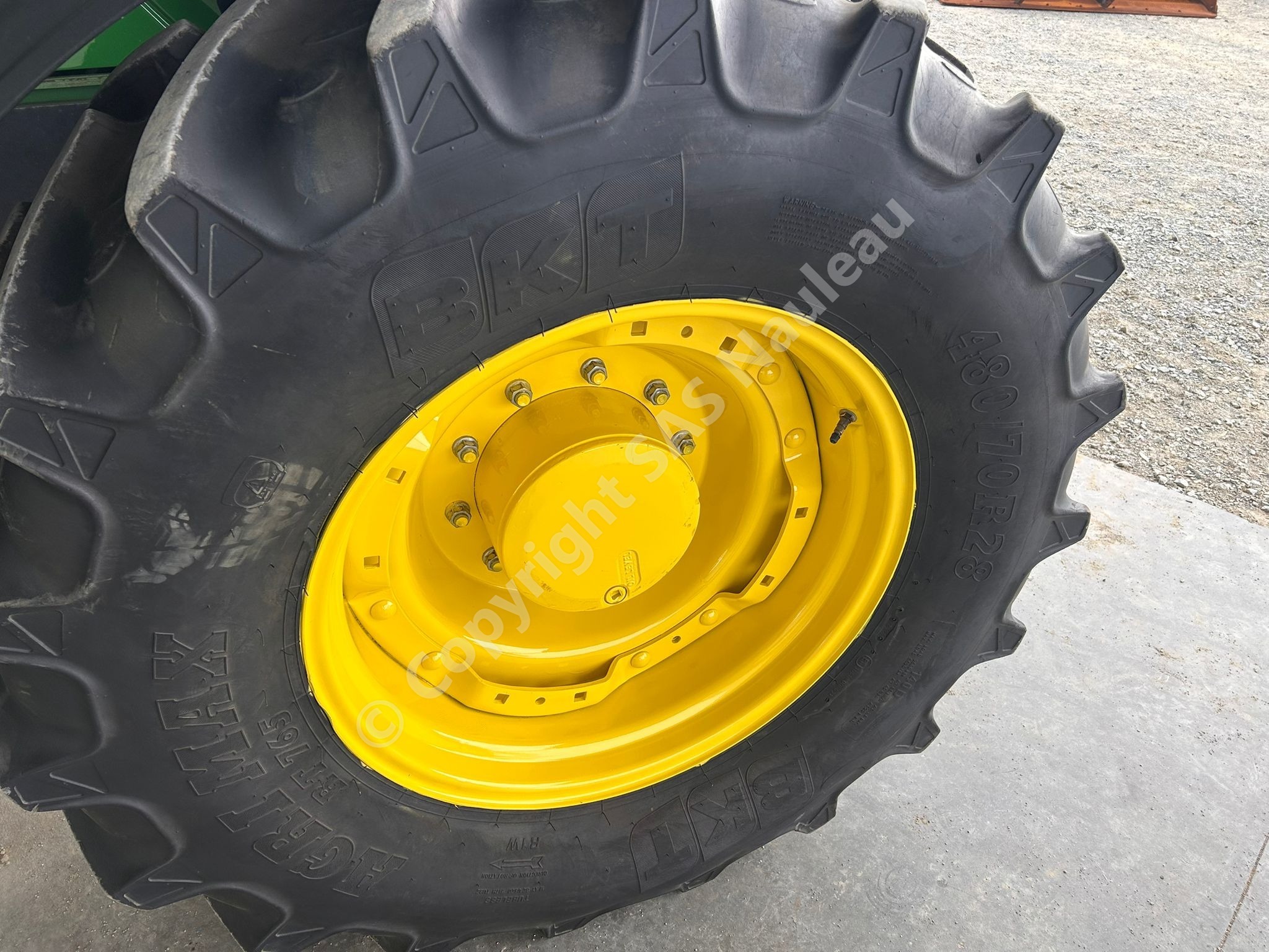 JOHN DEERE 6145R