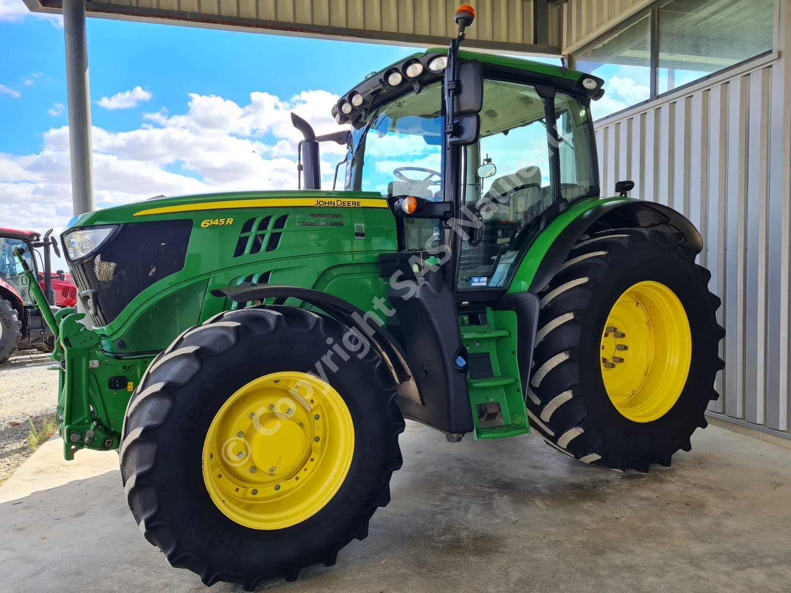 JOHN DEERE 6145R