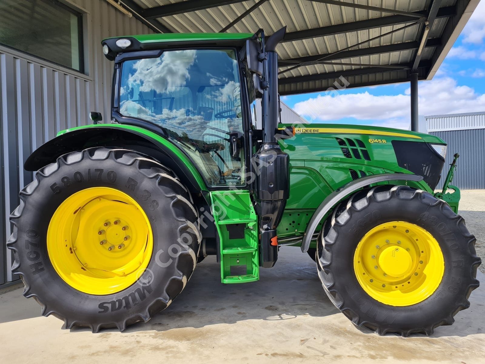 JOHN DEERE 6145R