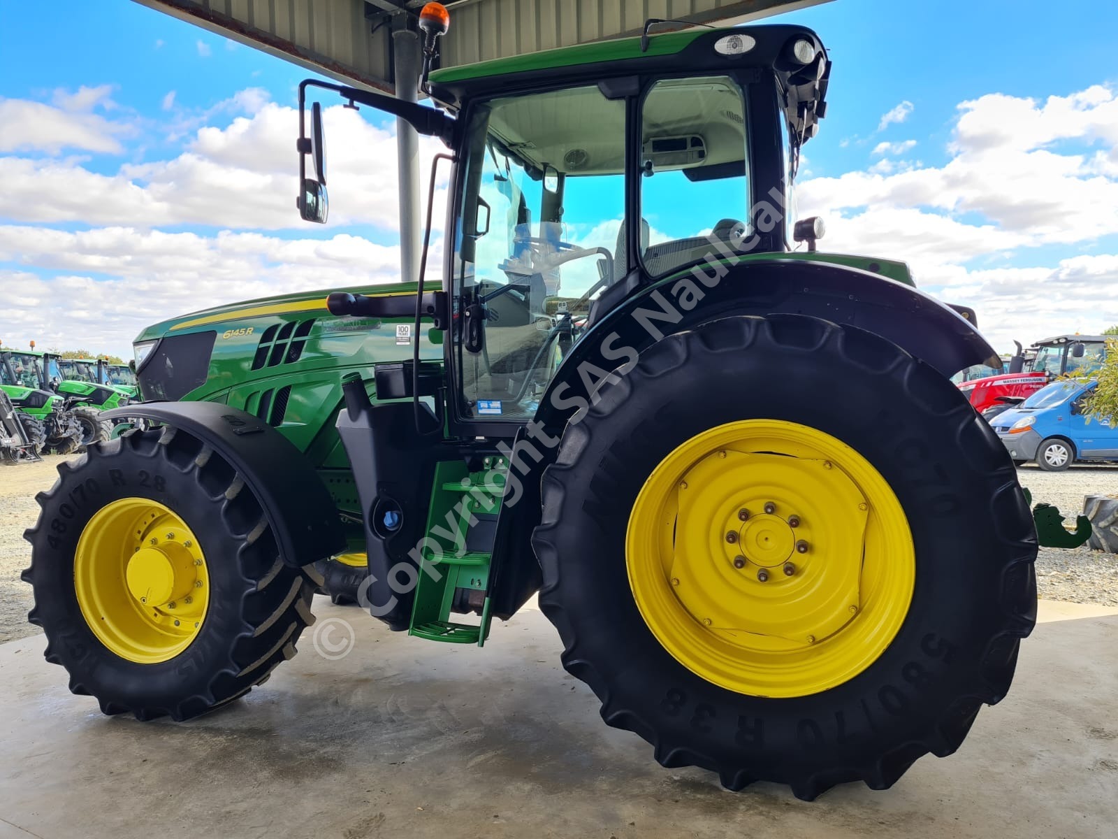 JOHN DEERE 6145R