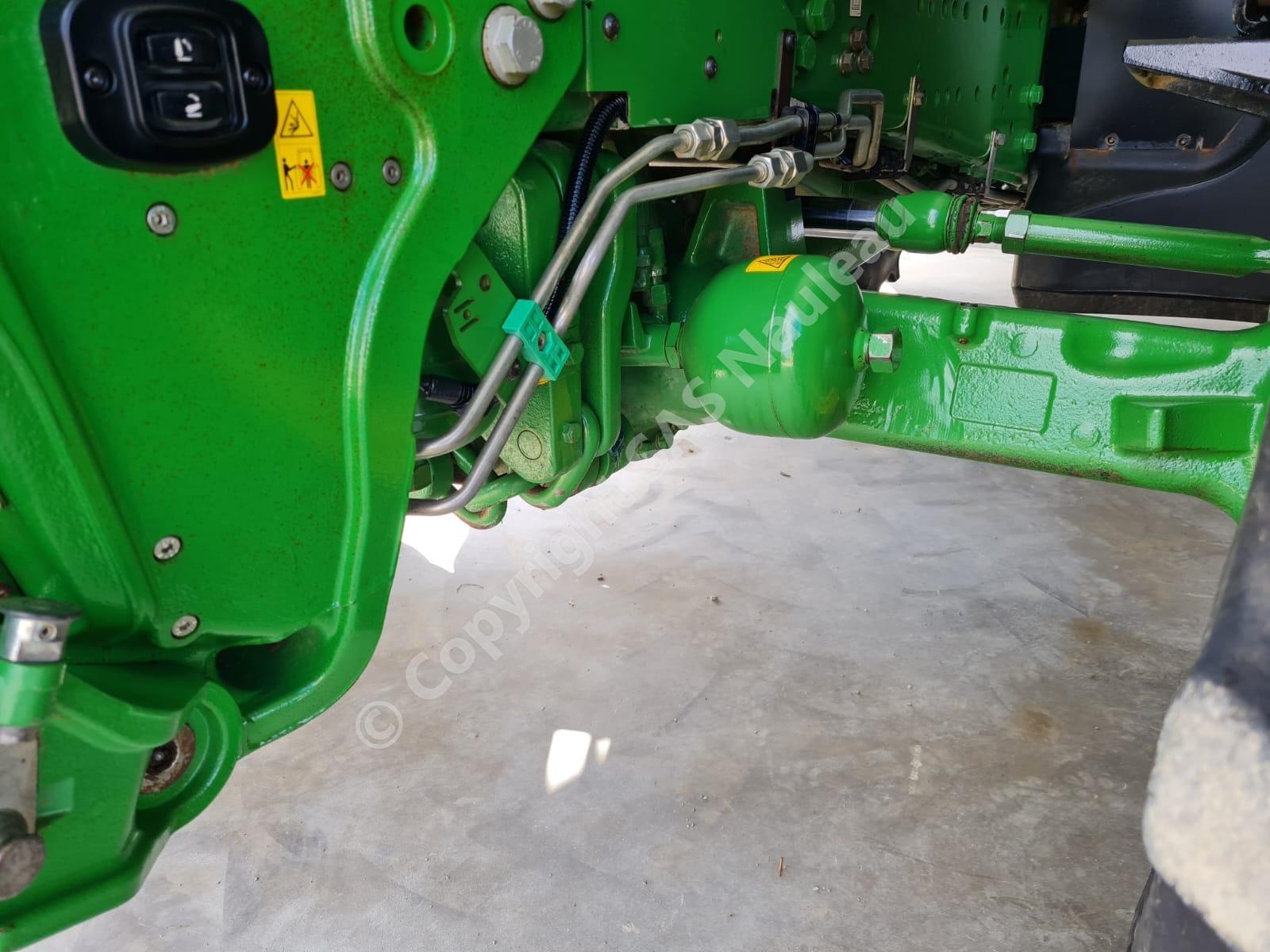 JOHN DEERE 6145R