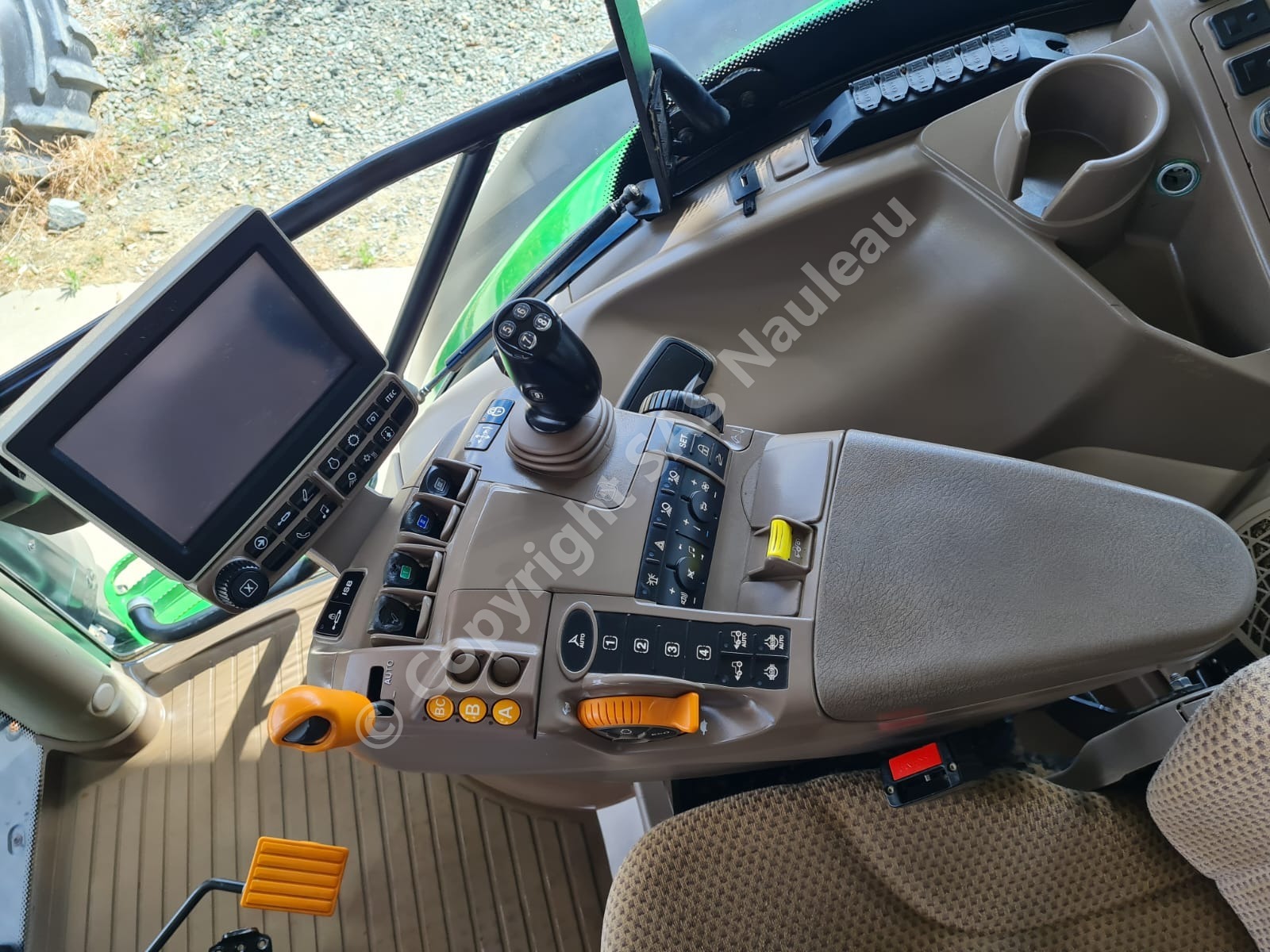 JOHN DEERE 6145R