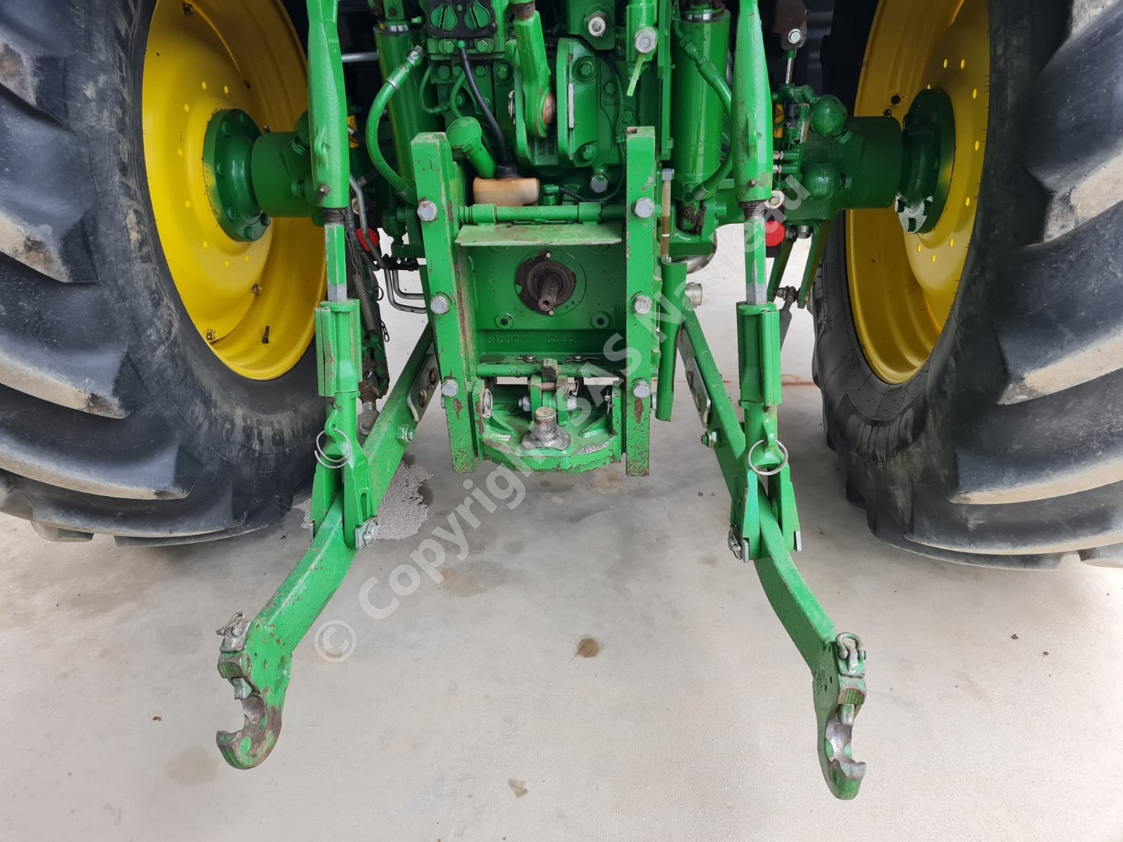 JOHN DEERE 6145R