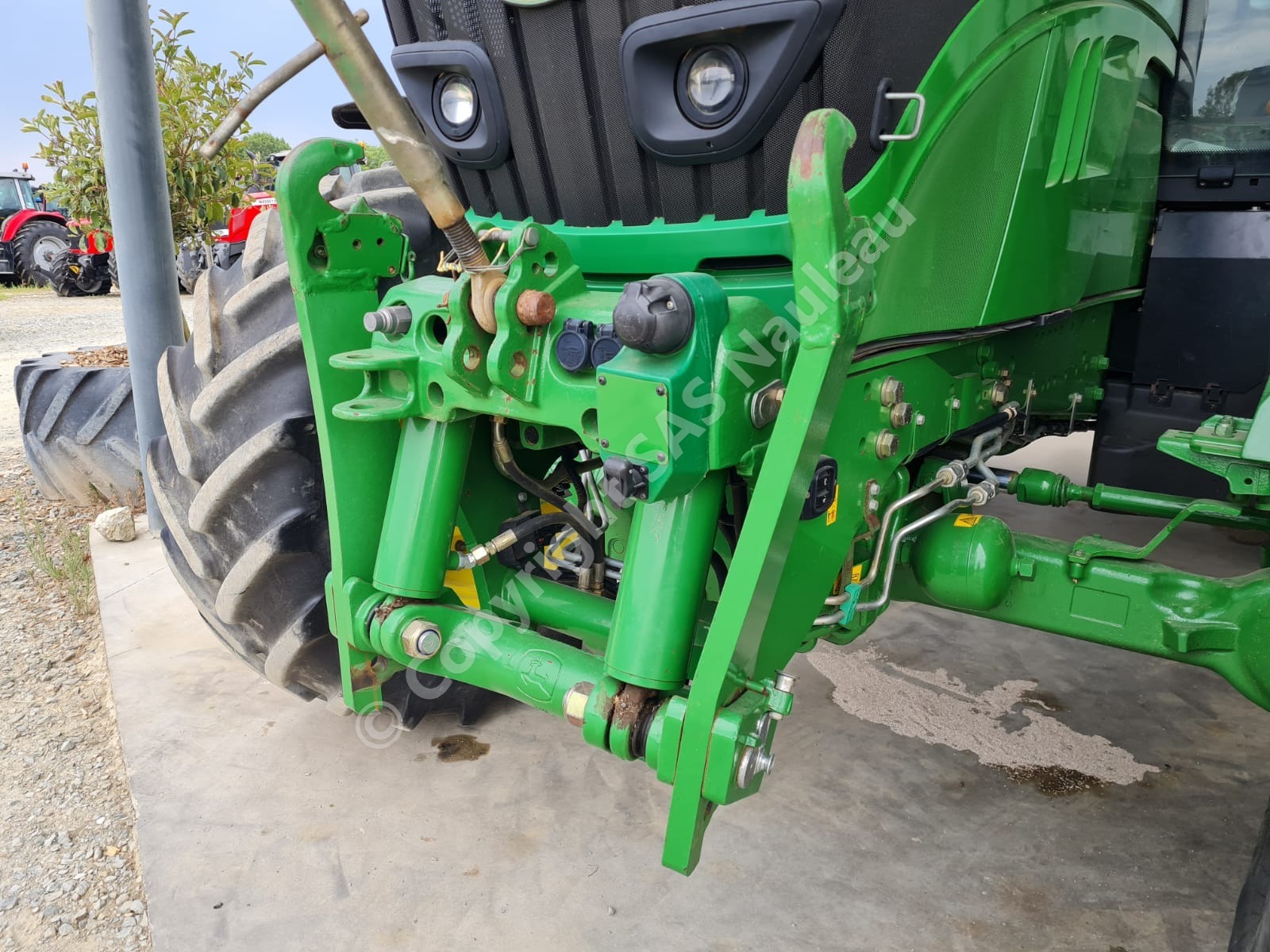 JOHN DEERE 6145R