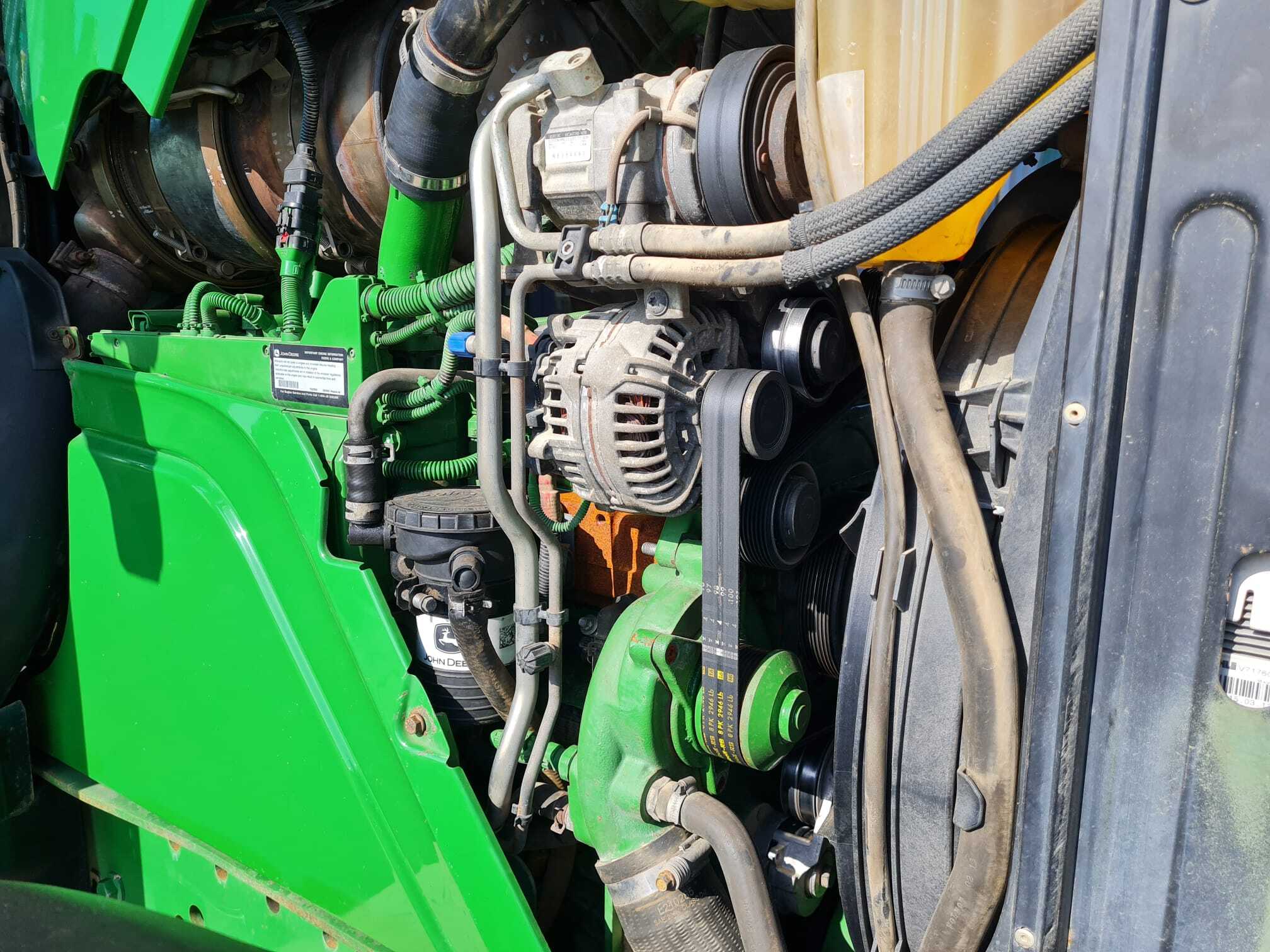 JOHN DEERE 6150R